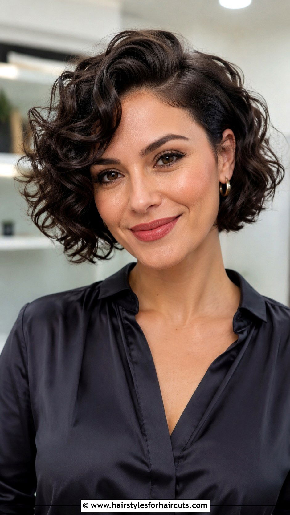 Short Curly Bob With Side Part - 25 curly short hairstyles - 25 curly short hairstyles