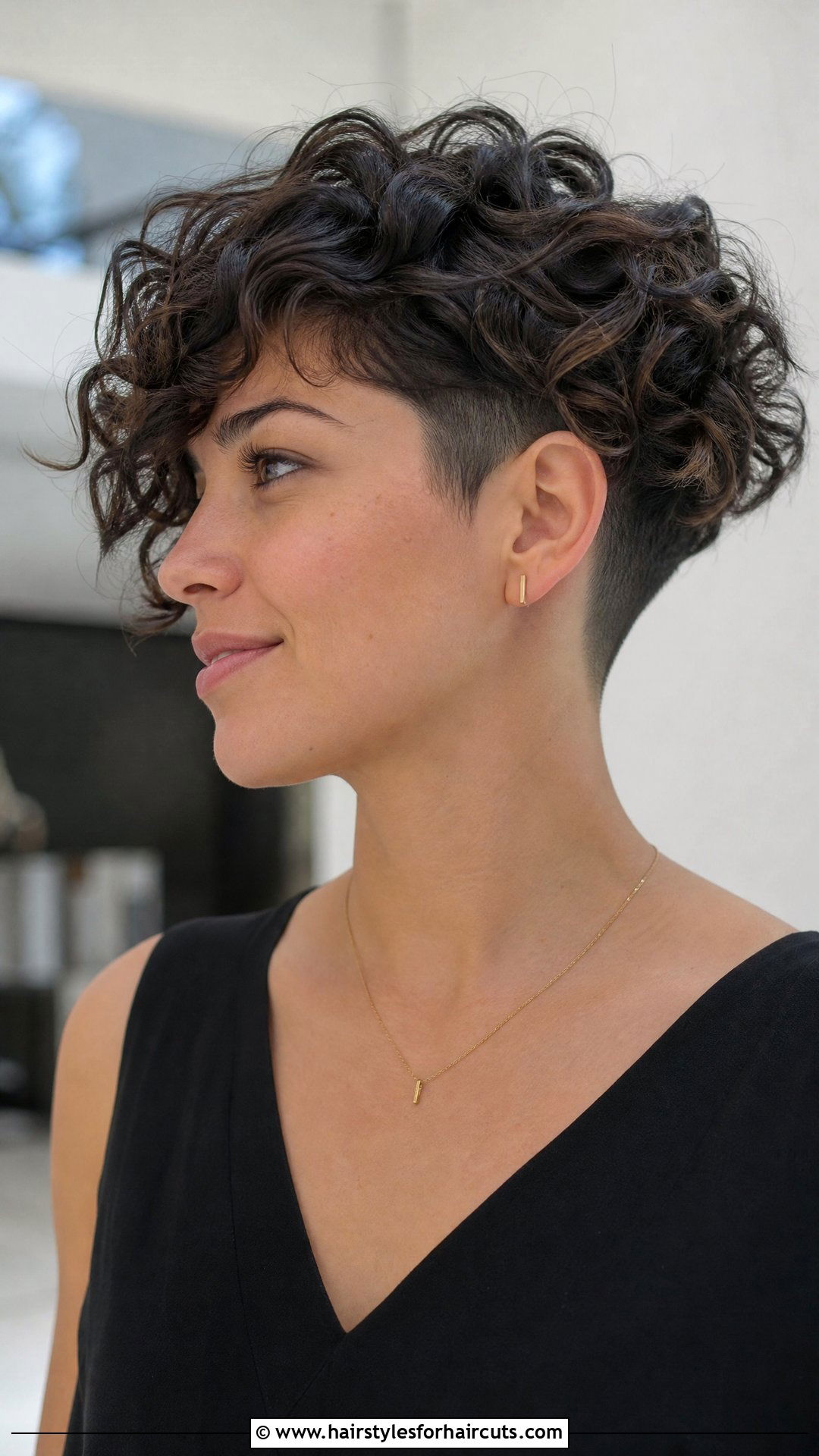 Short Curly Bob With Undercut - 25 thick curly hair haircuts - 25 thick curly hair haircuts