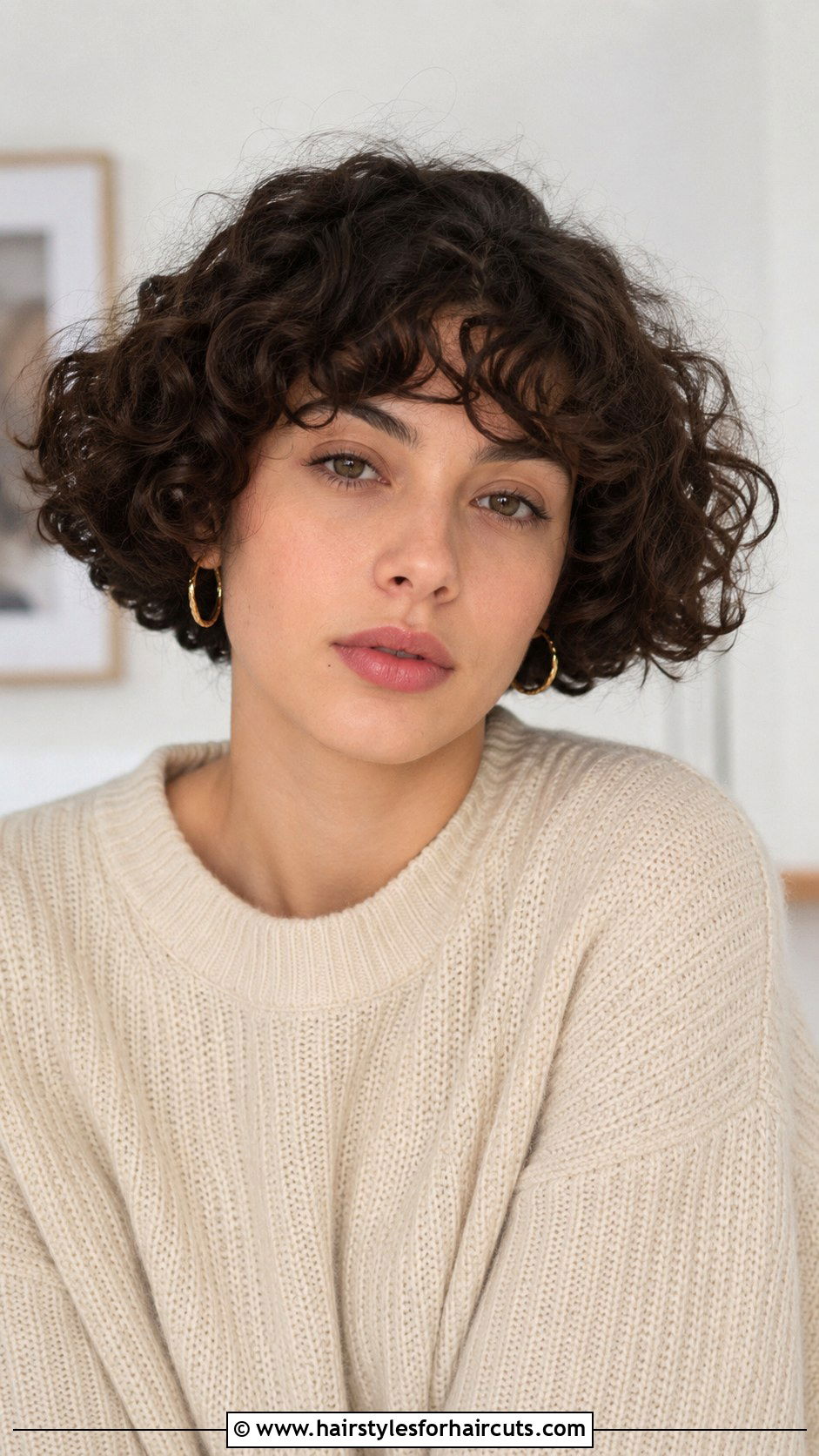 Short Curly Bowl Haircut - 25 short hairstyles with curly hair - 25 short hairstyles with curly hair