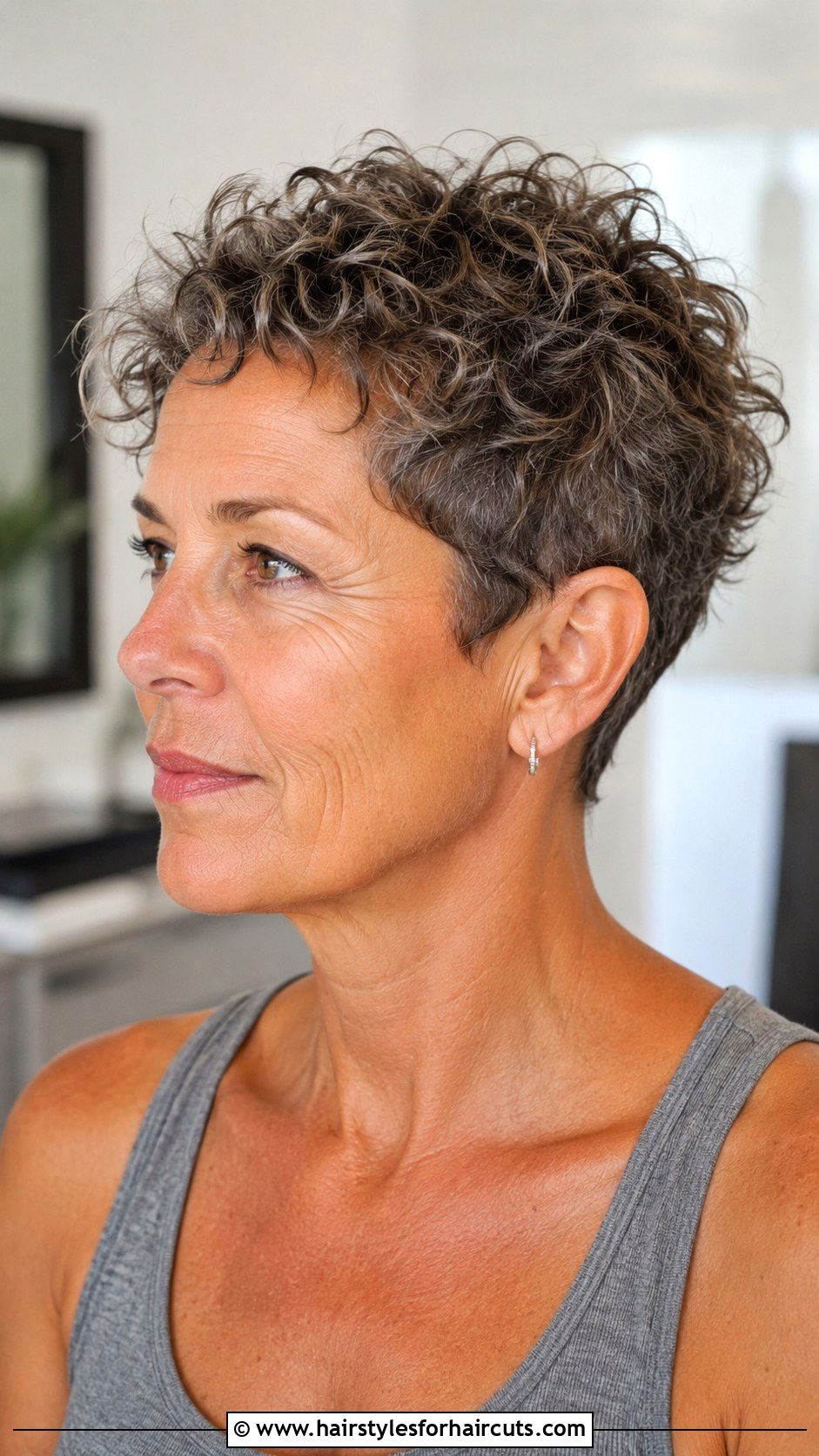 Short Curly Crop Haircut - 25 haircuts for older women with curly hair - 25 haircuts for older women with curly hair