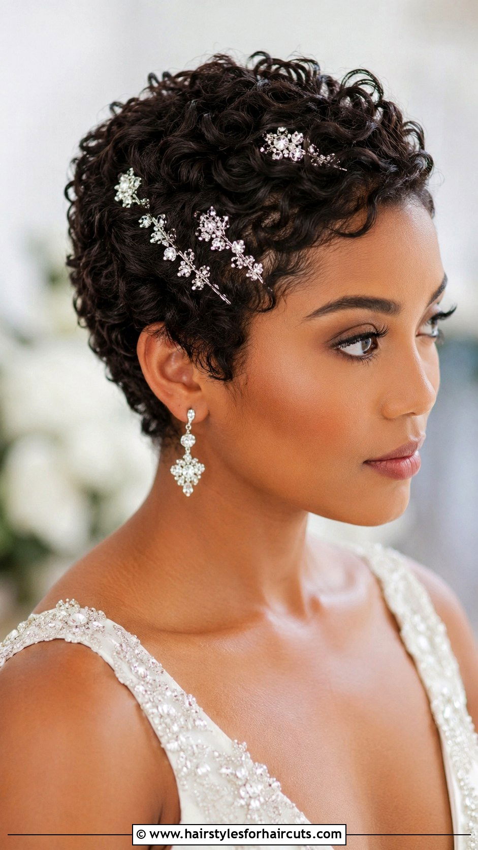 Short Curly Hair With Hairpins - 25 bride hairstyles for short hair - 25 bride hairstyles for short hair