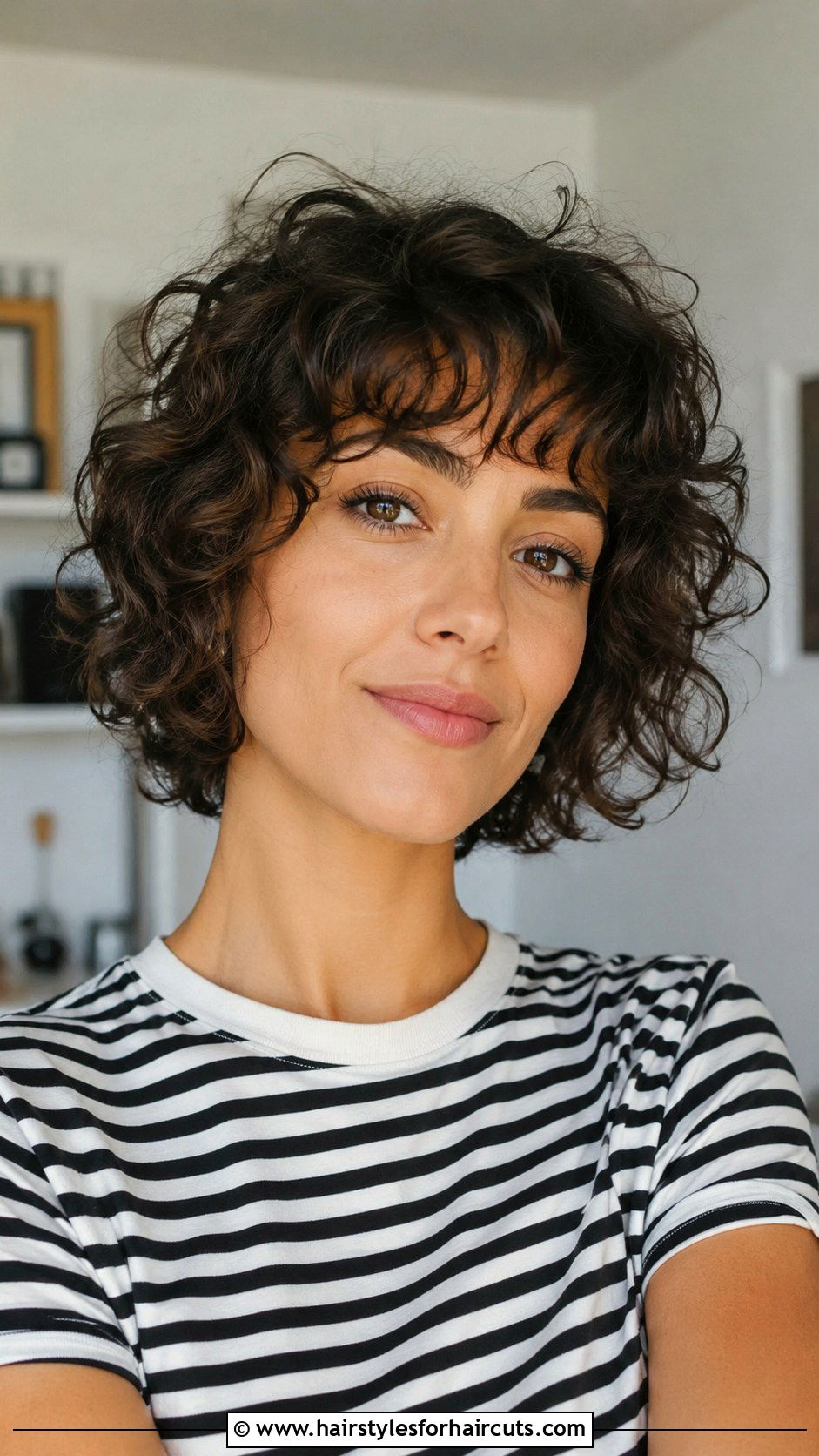 Short Curly Haircut With Bangs - 25 haircuts curly hair short - 25 haircuts curly hair short