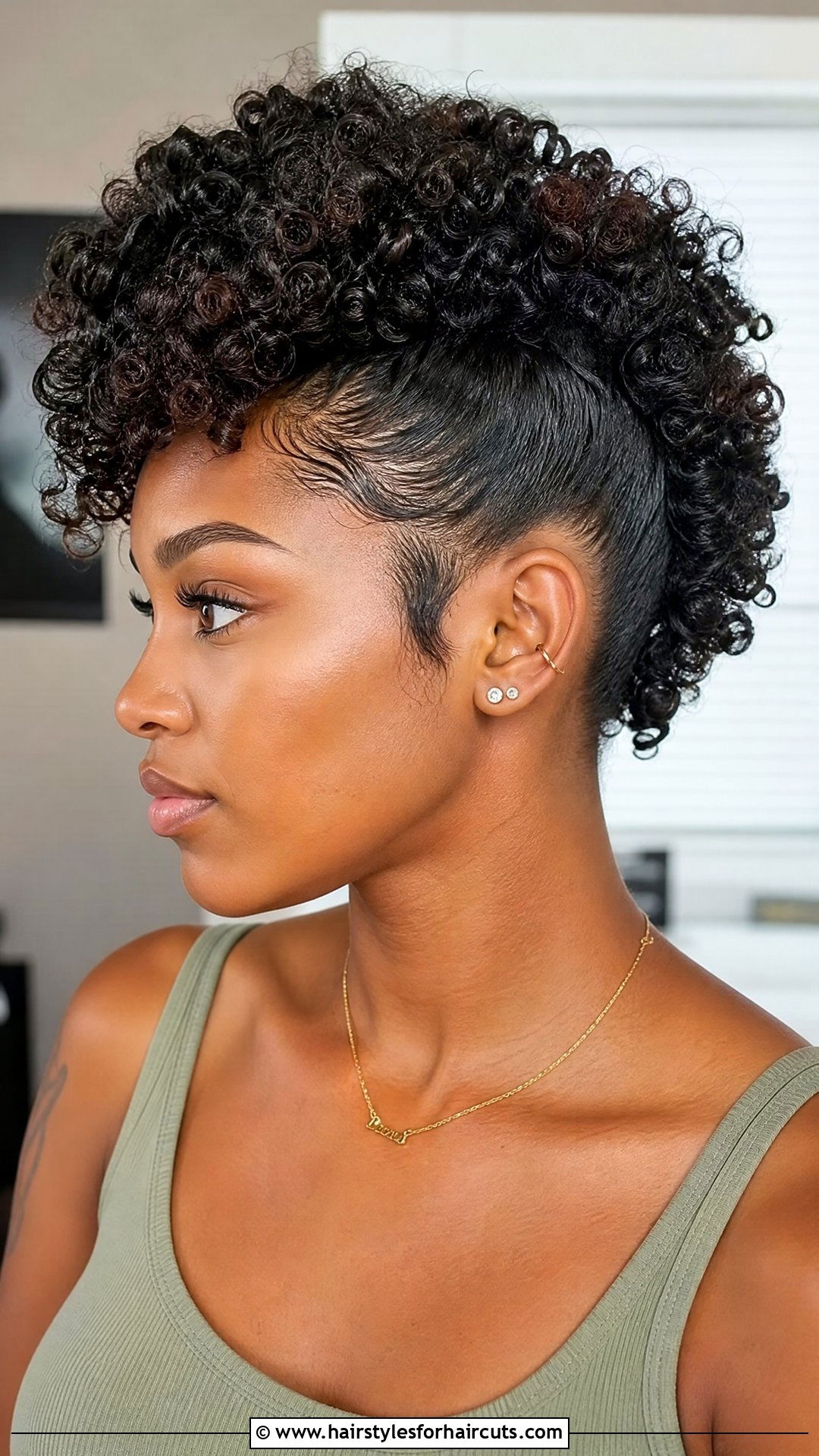 Short Curly Mohawk Natural Hair - 25 short natural hairstyles - 25 short natural hairstyles