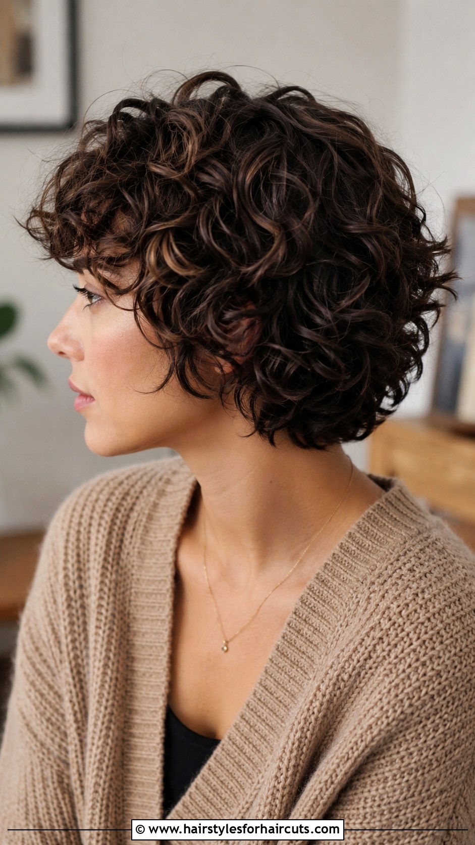 Short Curly Neck Length Haircut - 25 haircuts curly hair short - 25 haircuts curly hair short