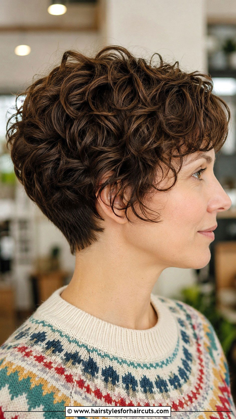 Short Curly Pixie Cut - 25 short hairstyles for curly hair women - 25 short hairstyles for curly hair women