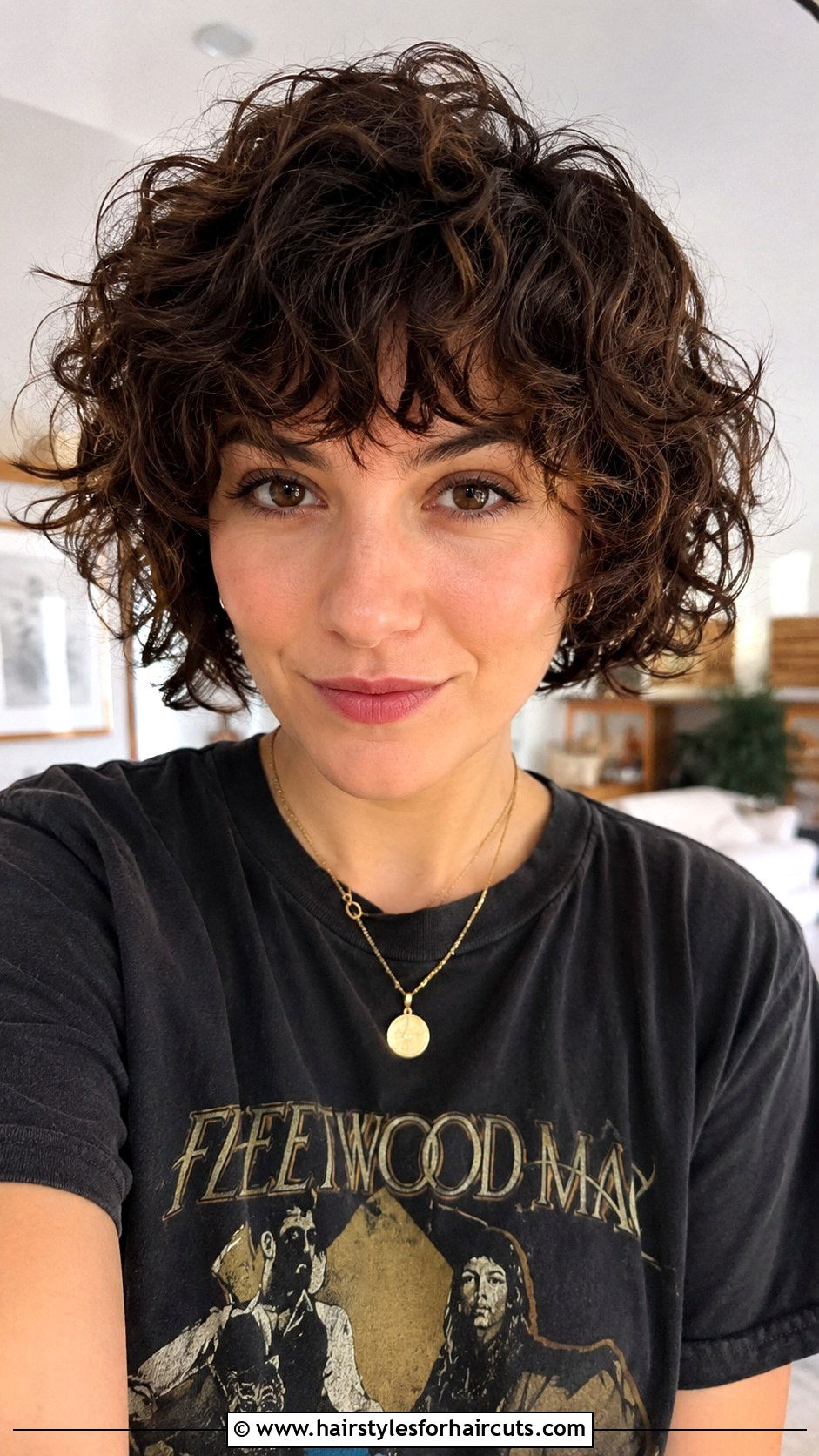 Short Curly Shag Haircut - 25 best haircuts for wavy curly hair - 25 best haircuts for wavy curly hair