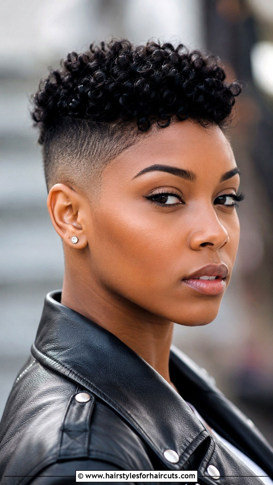 Short Curly Undercut - 25 black women with short hairstyles - 25 black women with short hairstyles