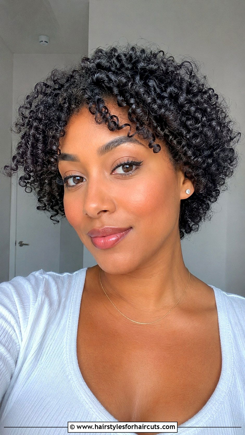 Short Curly Wash And Go - 25 back to school hairstyles - 25 back to school hairstyles