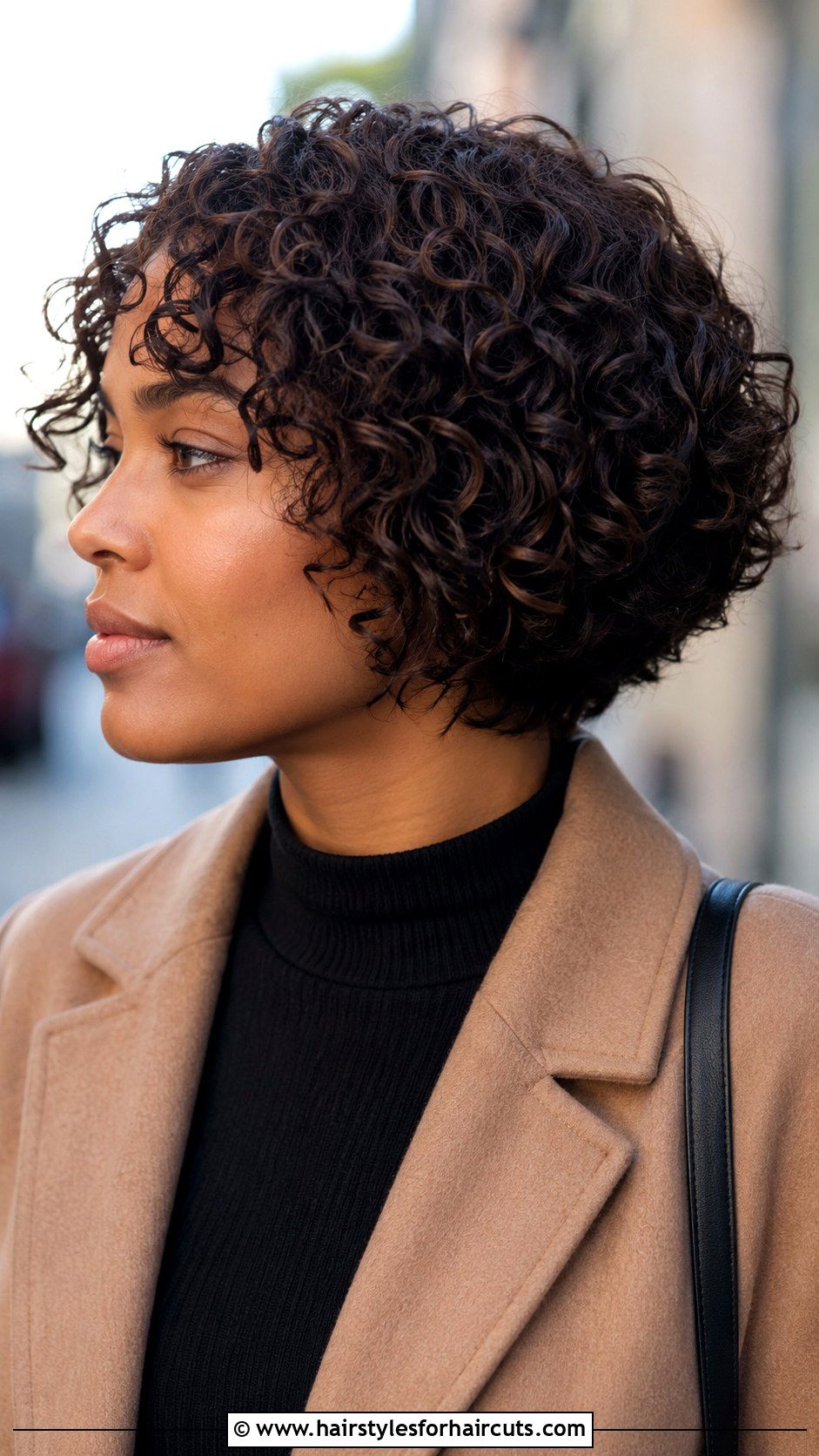 Short Curly Wedge Bob - 25 best haircuts for 3b curly hair - 25 best haircuts for 3b curly hair