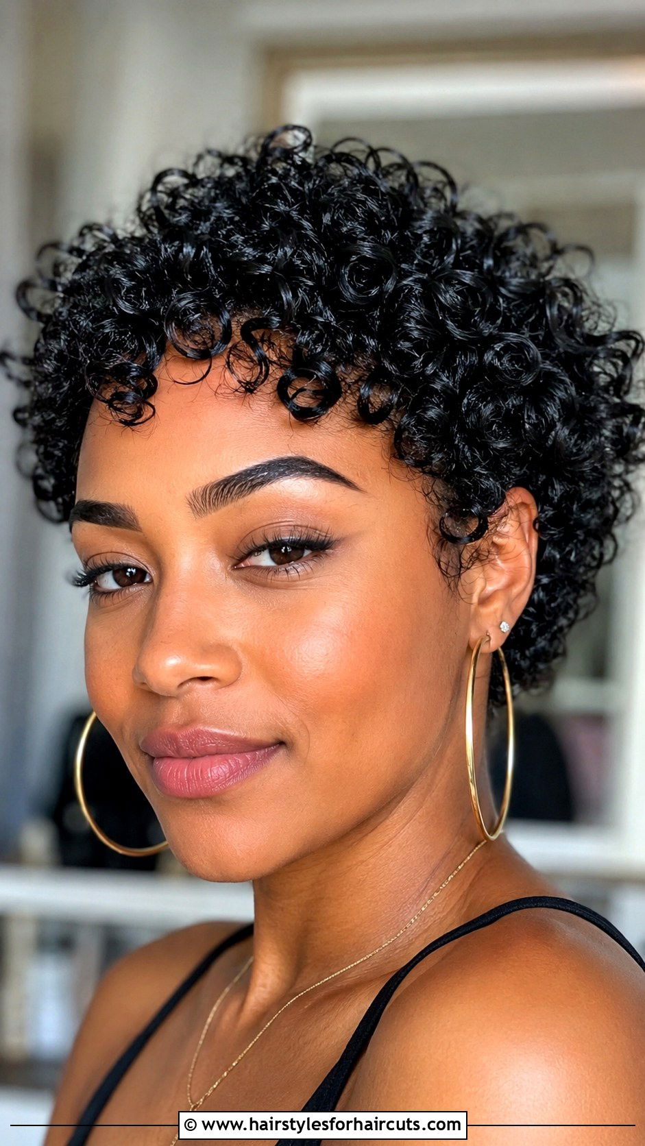 Short Disco Curly Hair - 25 disco hairstyles - 25 disco hairstyles