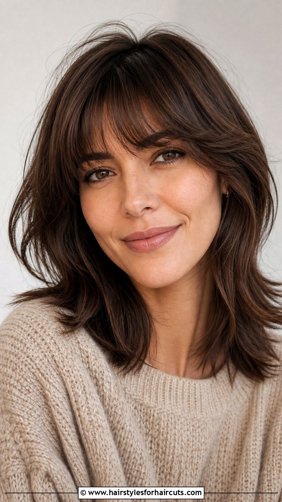 Short Feathered Bangs With Layers - 25 short feather haircuts - 25 short feather haircuts