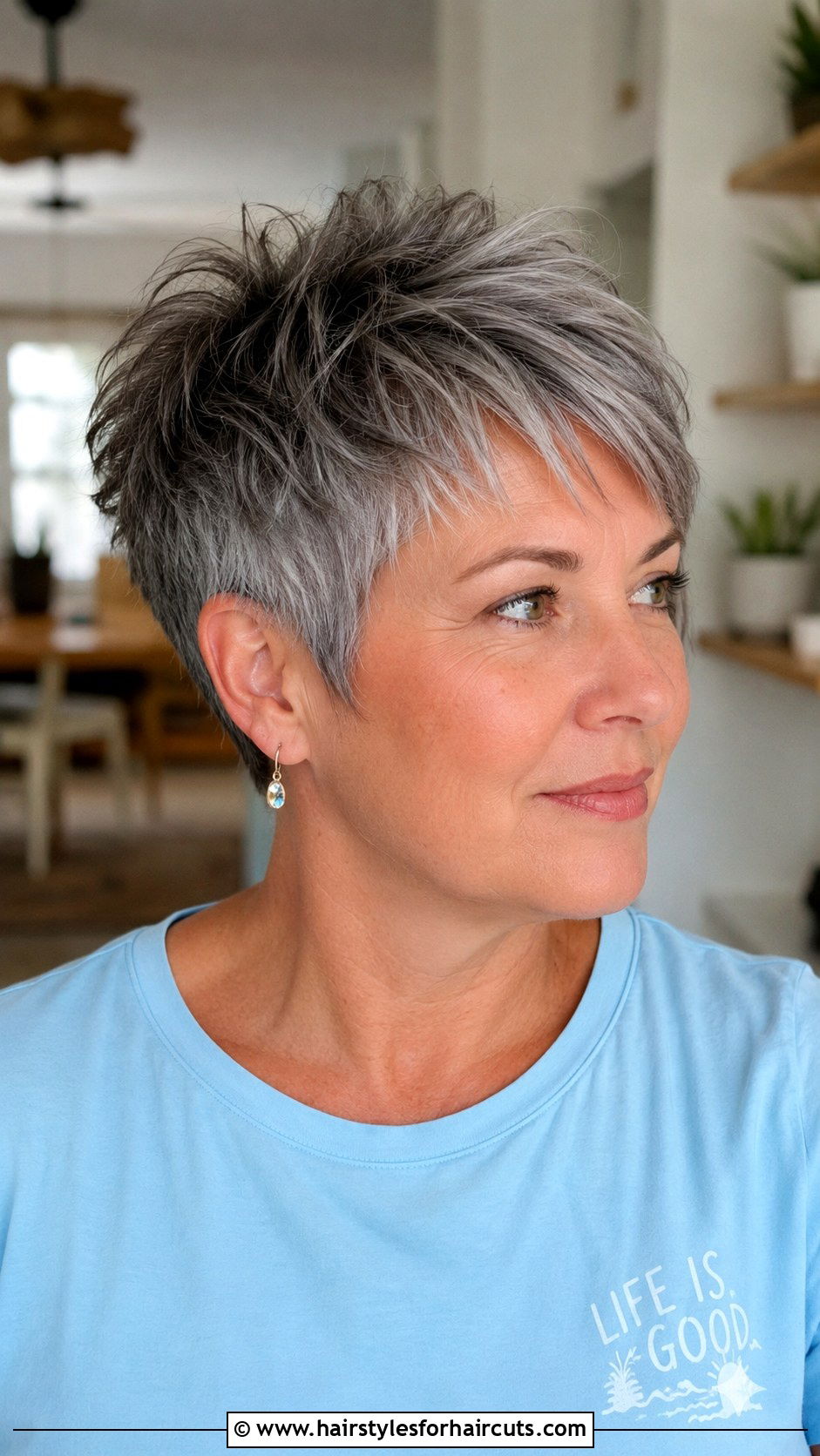 Short Gray Pixie Cut - 25 best gray hairstyles - 25 best gray hairstyles