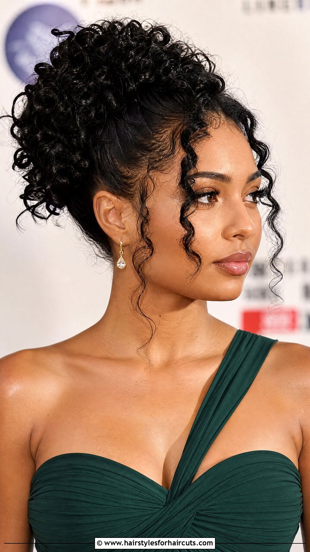 Short Hair Freeze Curl Updo - 25 freeze curls freeze hairstyles for short hair - 25 freeze curls freeze hairstyles for short hair