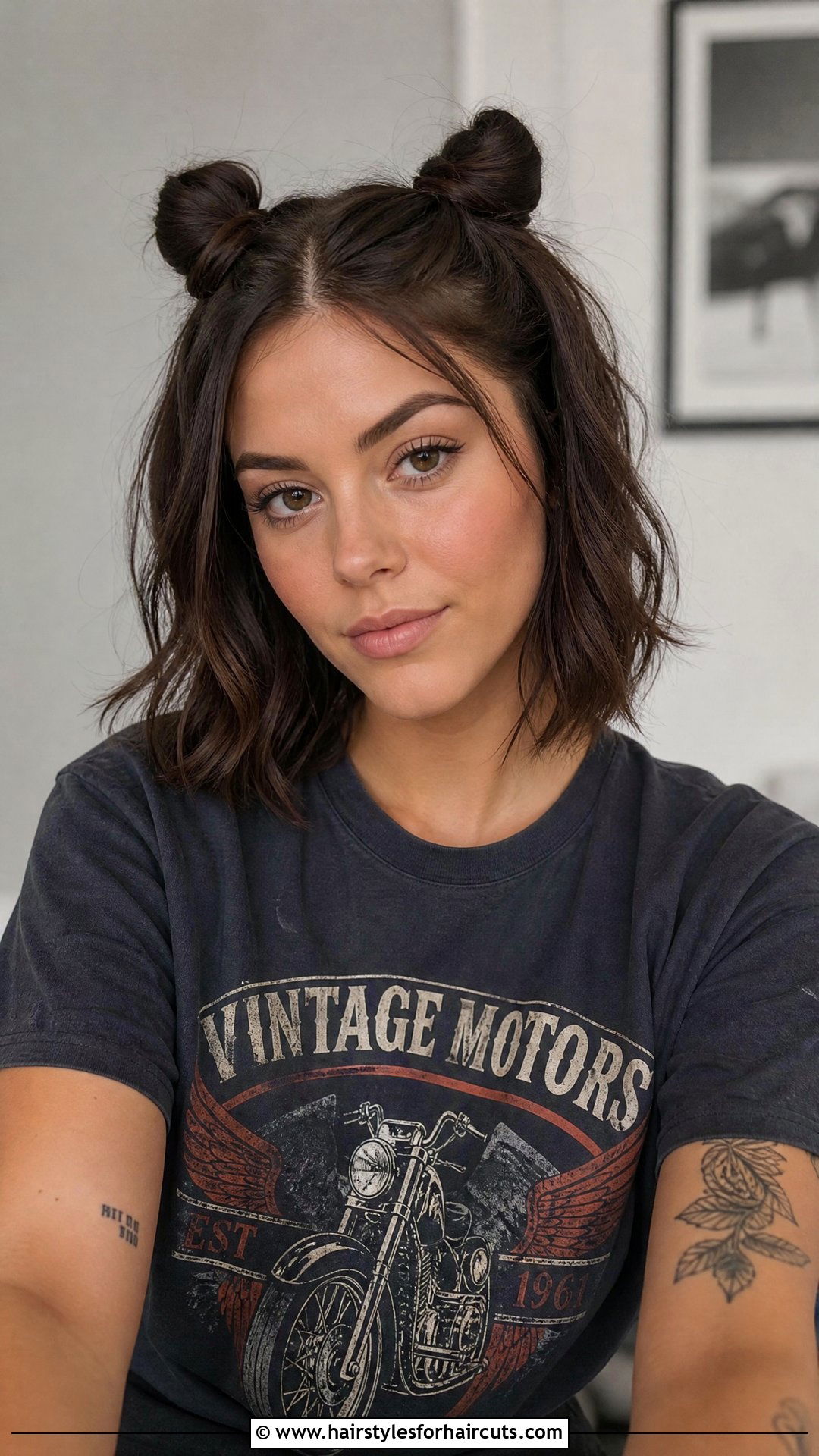 Short Hair With Space Buns - 25 picture day hairstyles for short hair - 25 picture day hairstyles for short hair