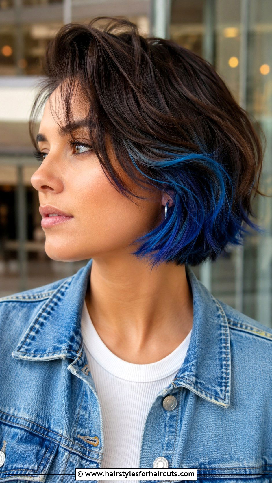 Short Hair With Temporary Color Spray - 25 christmas hairstyles for short hair - 25 christmas hairstyles for short hair