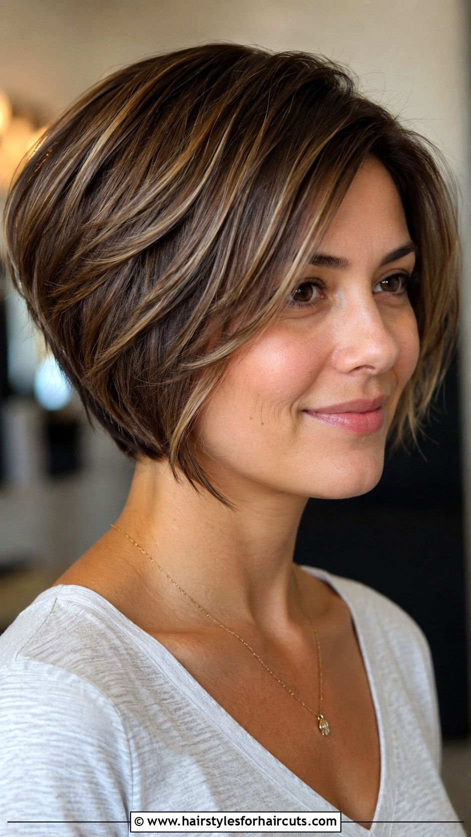 Short Layered Bob For Oval Face - 25 hairstyles for oval face - 25 hairstyles for oval face
