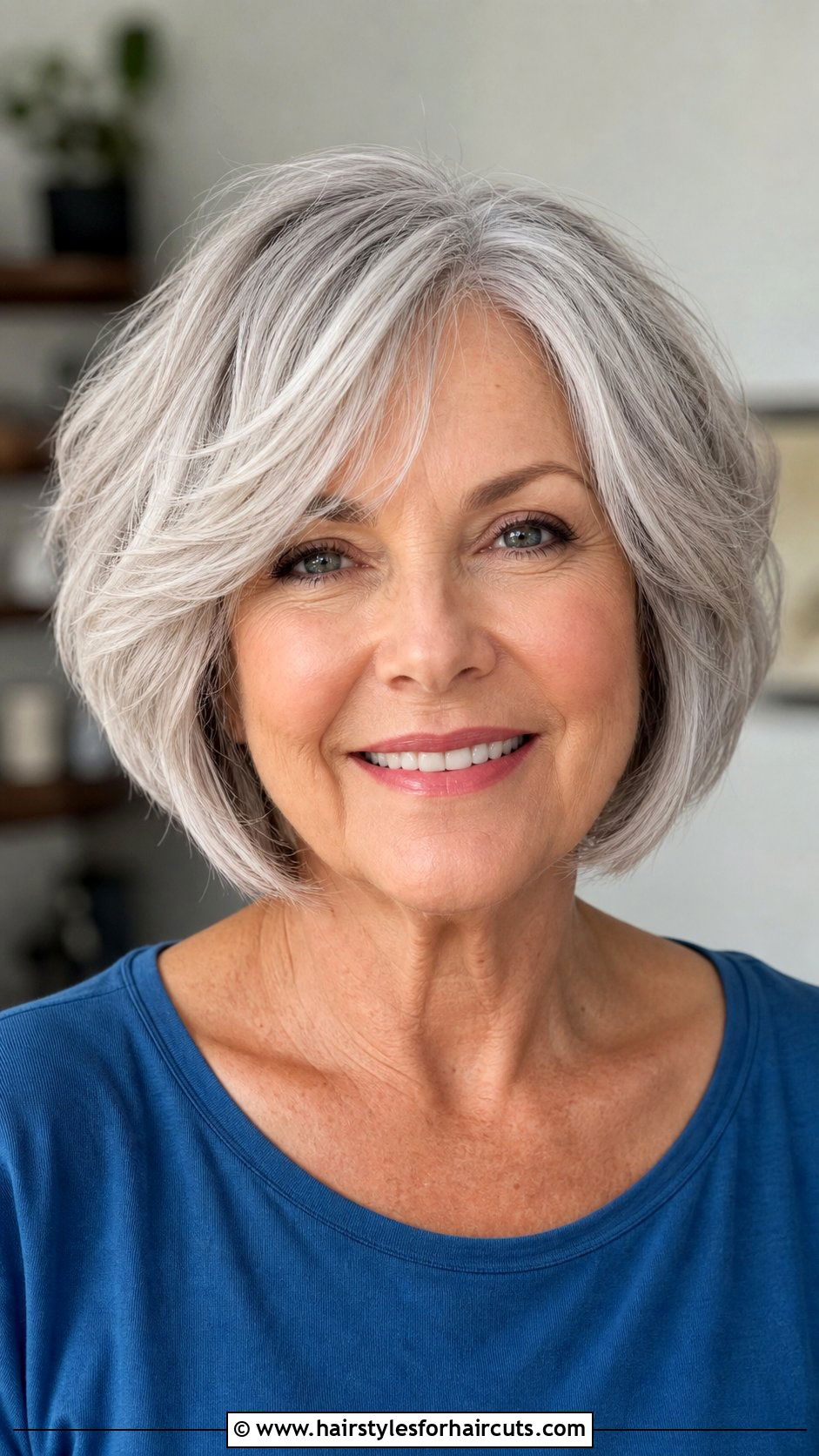 Short Layered Bob Haircut - 25 best haircuts for women over 60 - 25 best haircuts for women over 60