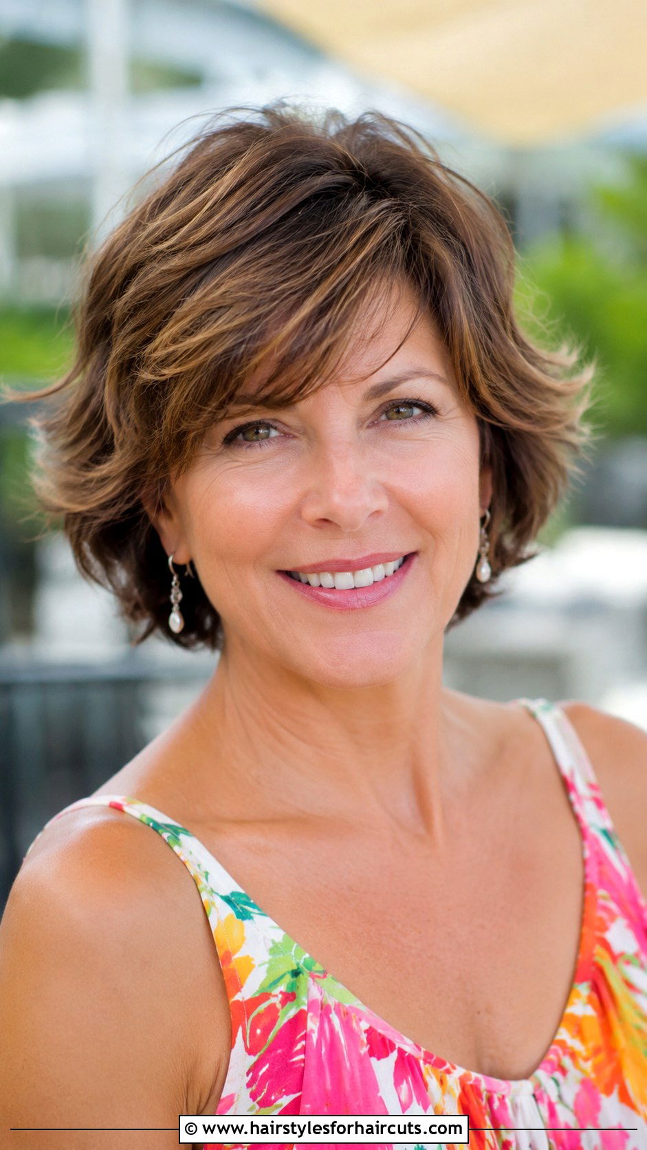 Short Layered Haircut - 25 best haircuts places - 25 best haircuts places