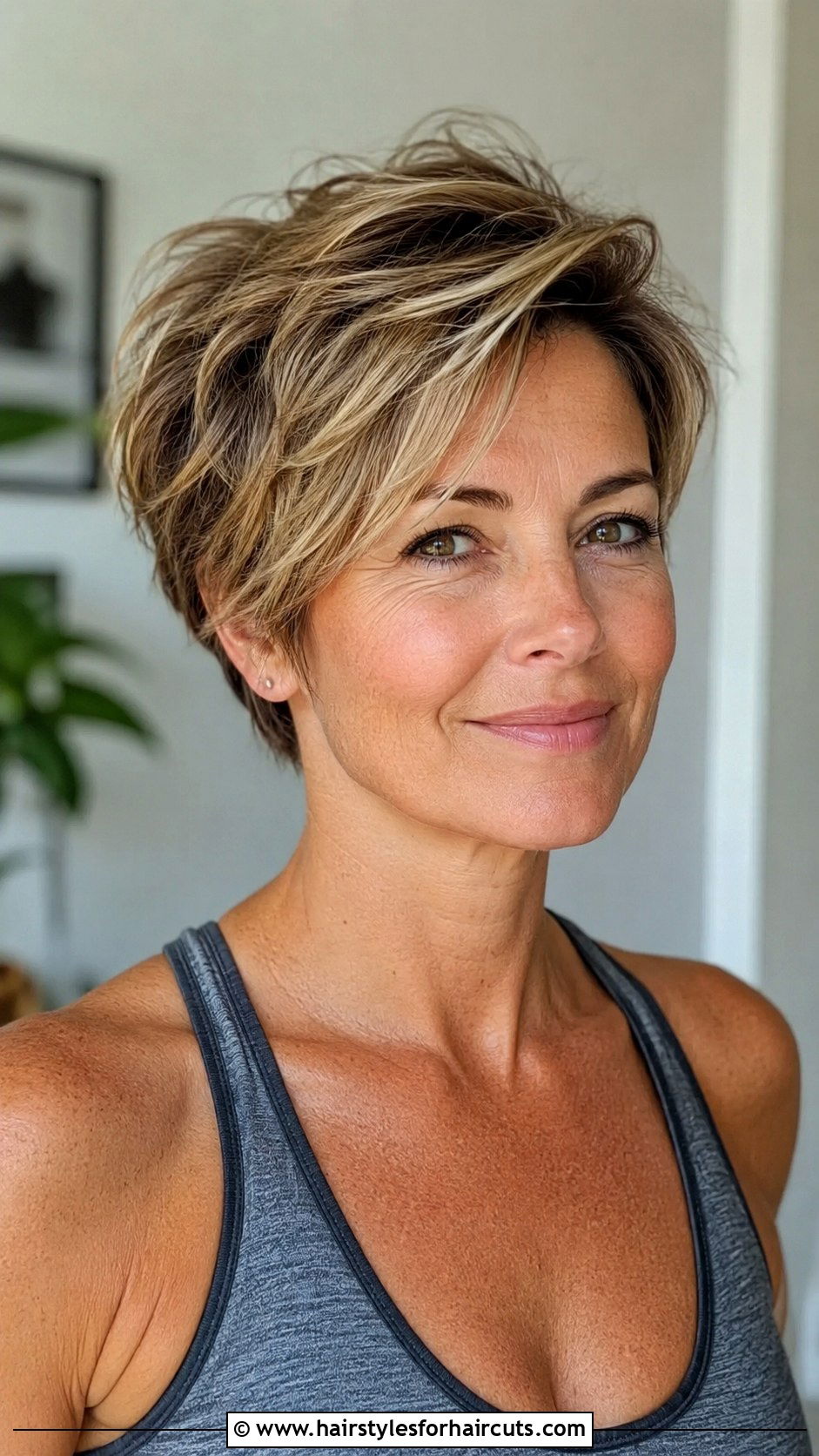 Short Layered Haircut - 25 haircuts styles for thin hair - 25 haircuts styles for thin hair