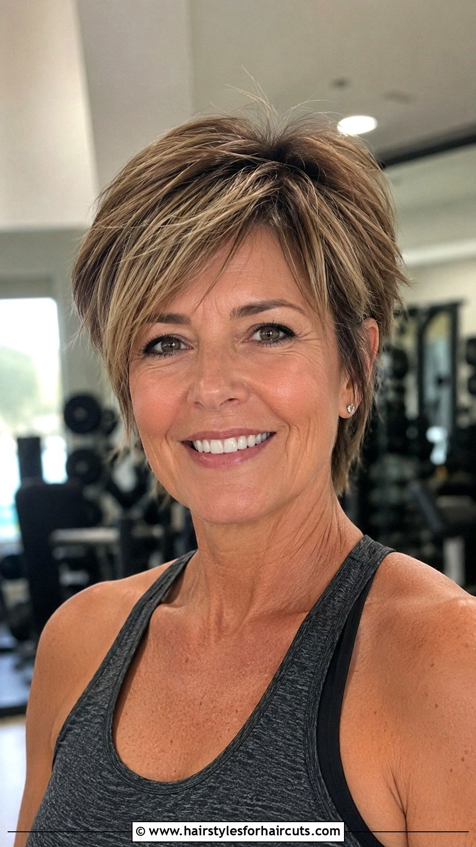 Short Layered Haircut - 25 haircuts emoji - 25 haircuts emoji