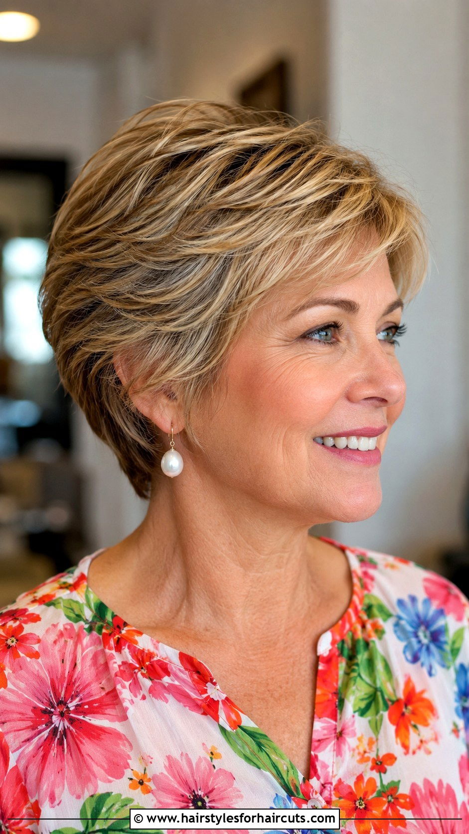 Short Layered Haircut For Thin Hair - 25 best hairstyles for thin hair women - 25 best hairstyles for thin hair women