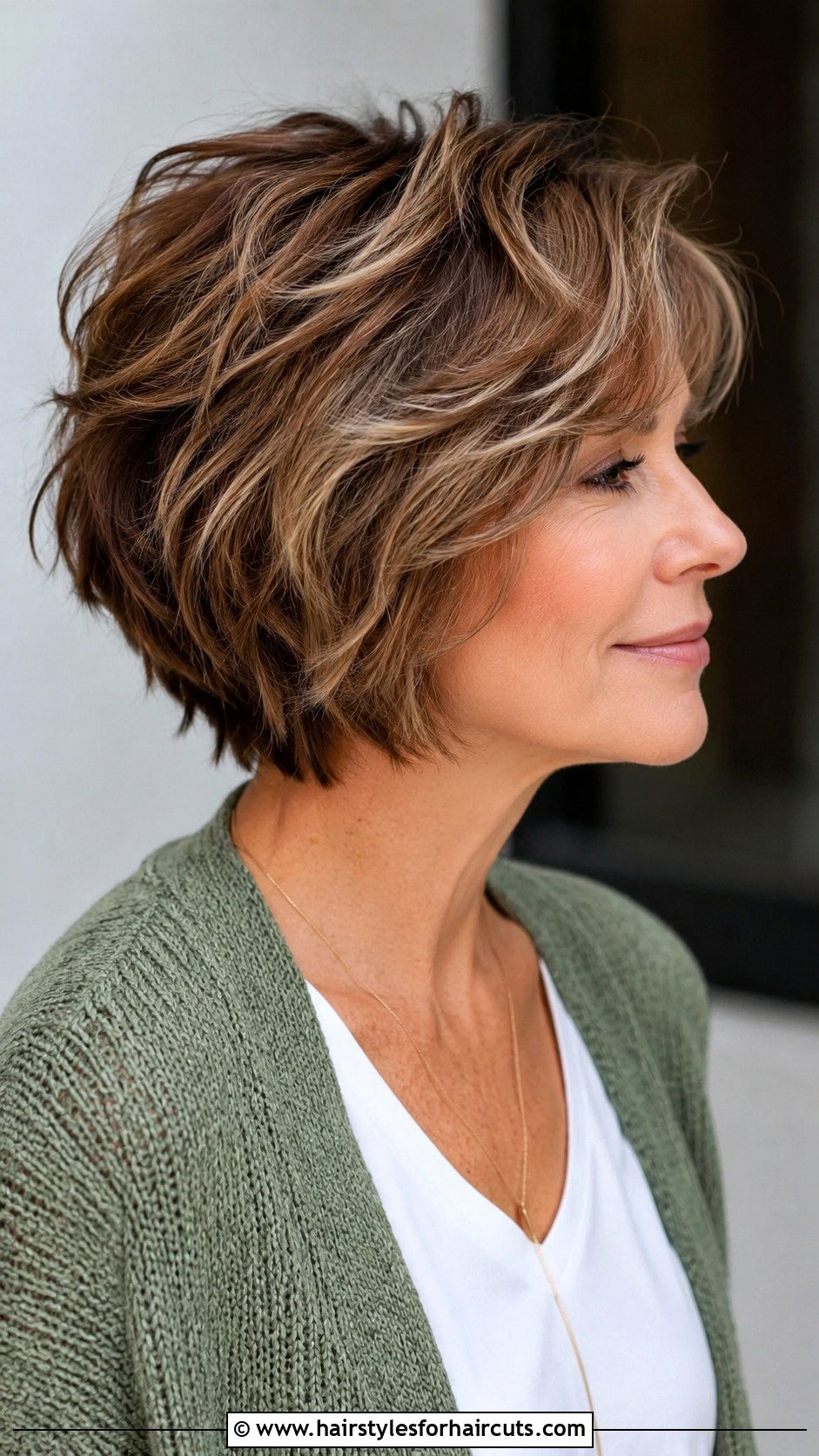 Short Layered Haircut Round Face - 25 short haircuts for thick hair round face - 25 short haircuts for thick hair round face