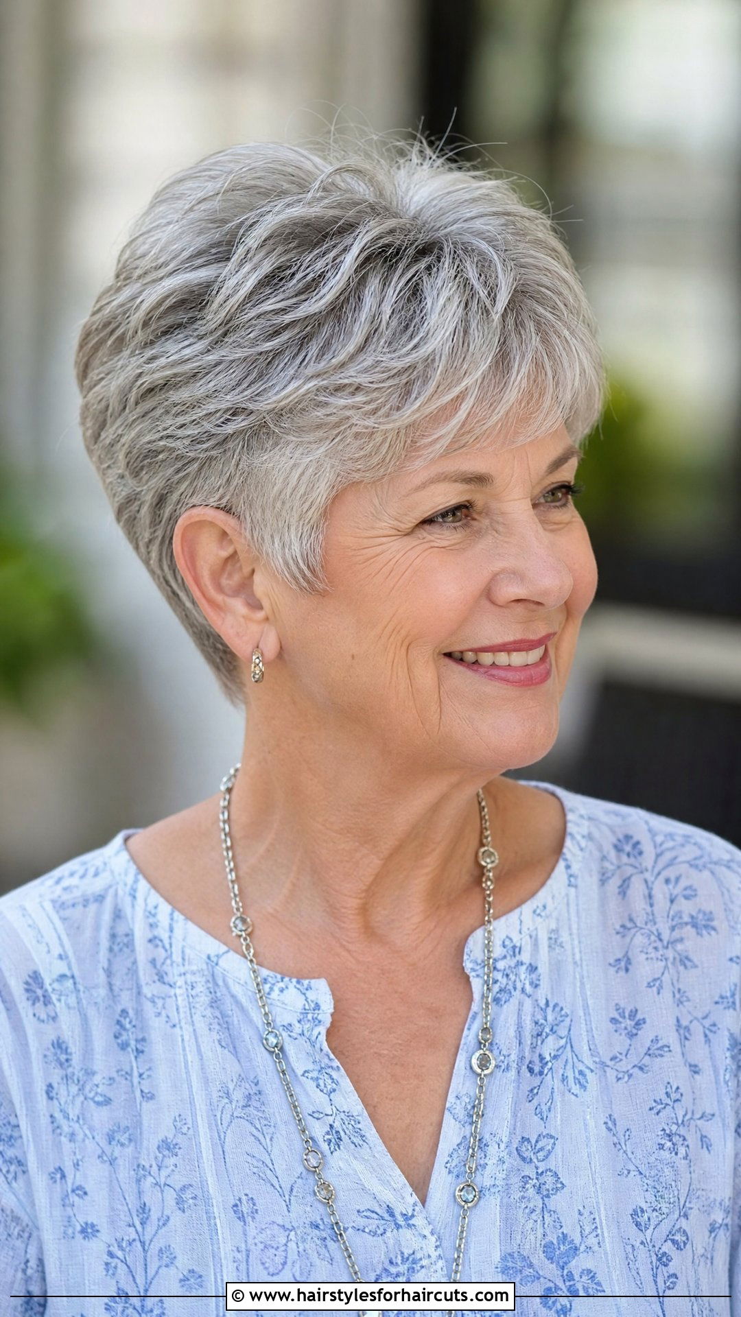 Short Layered Haircut for Elderly Women - 25 hairstyles for elderly women - 25 hairstyles for elderly women