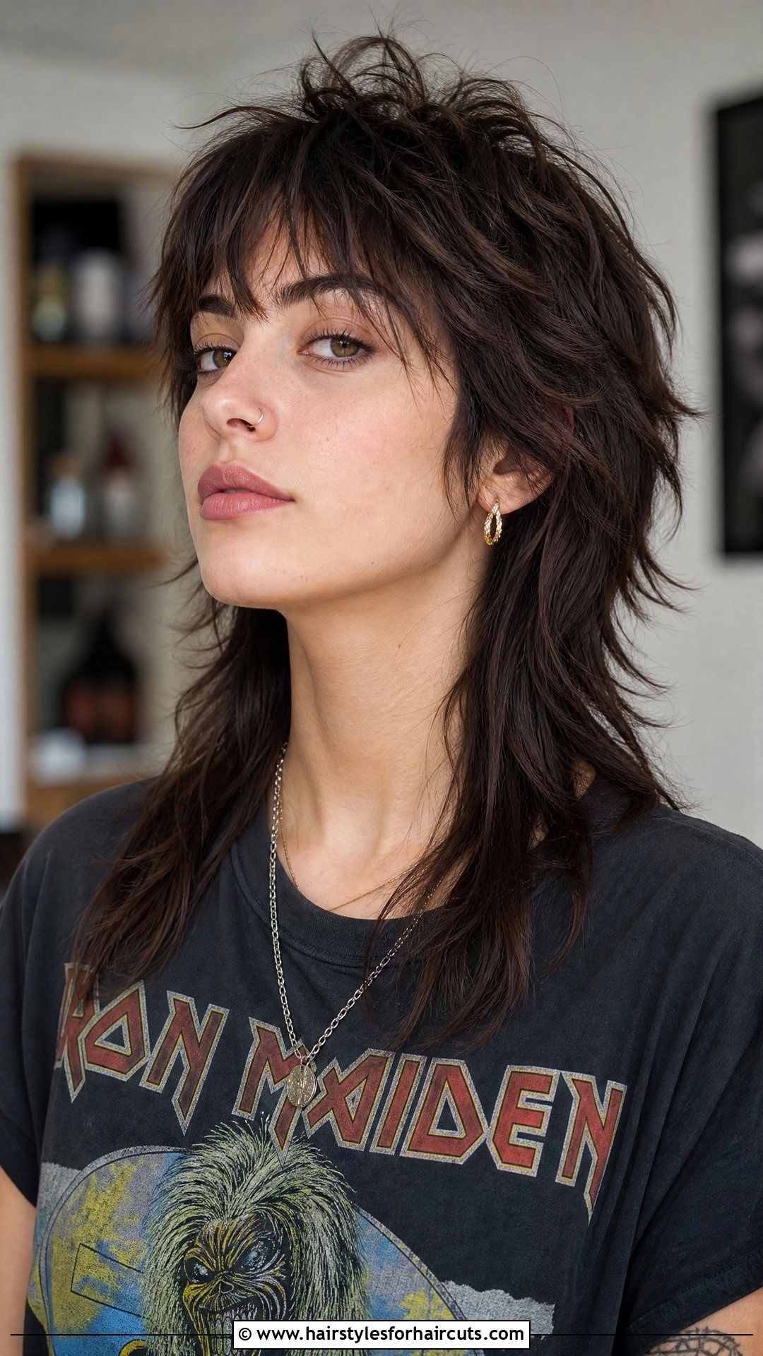 Short Layered Mullet - 25 thick hair short layered haircuts - 25 thick hair short layered haircuts
