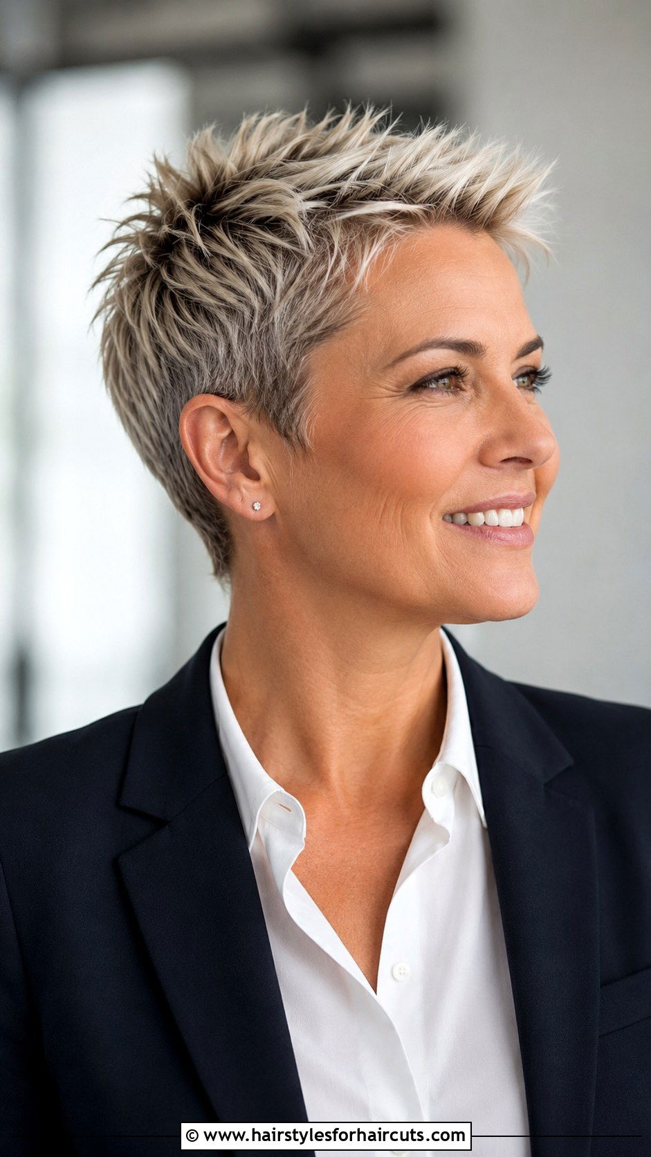 Short Layered Pixie Haircut - 25 big haircuts - 25 big haircuts