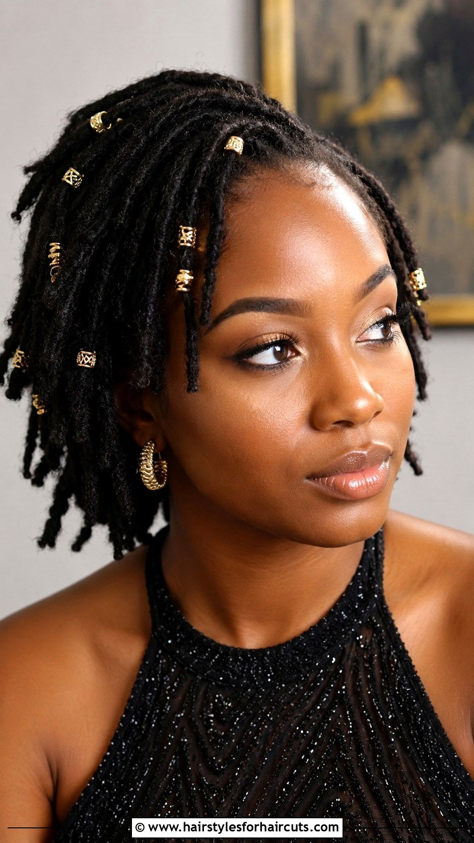 Short Locs With Cuffs - 25 dread hairstyles short hair - 25 dread hairstyles short hair