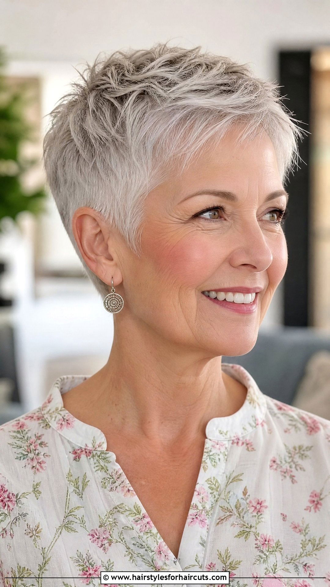 Short Pixie Cut - 25 very short hairstyles for older women - 25 very short hairstyles for older women
