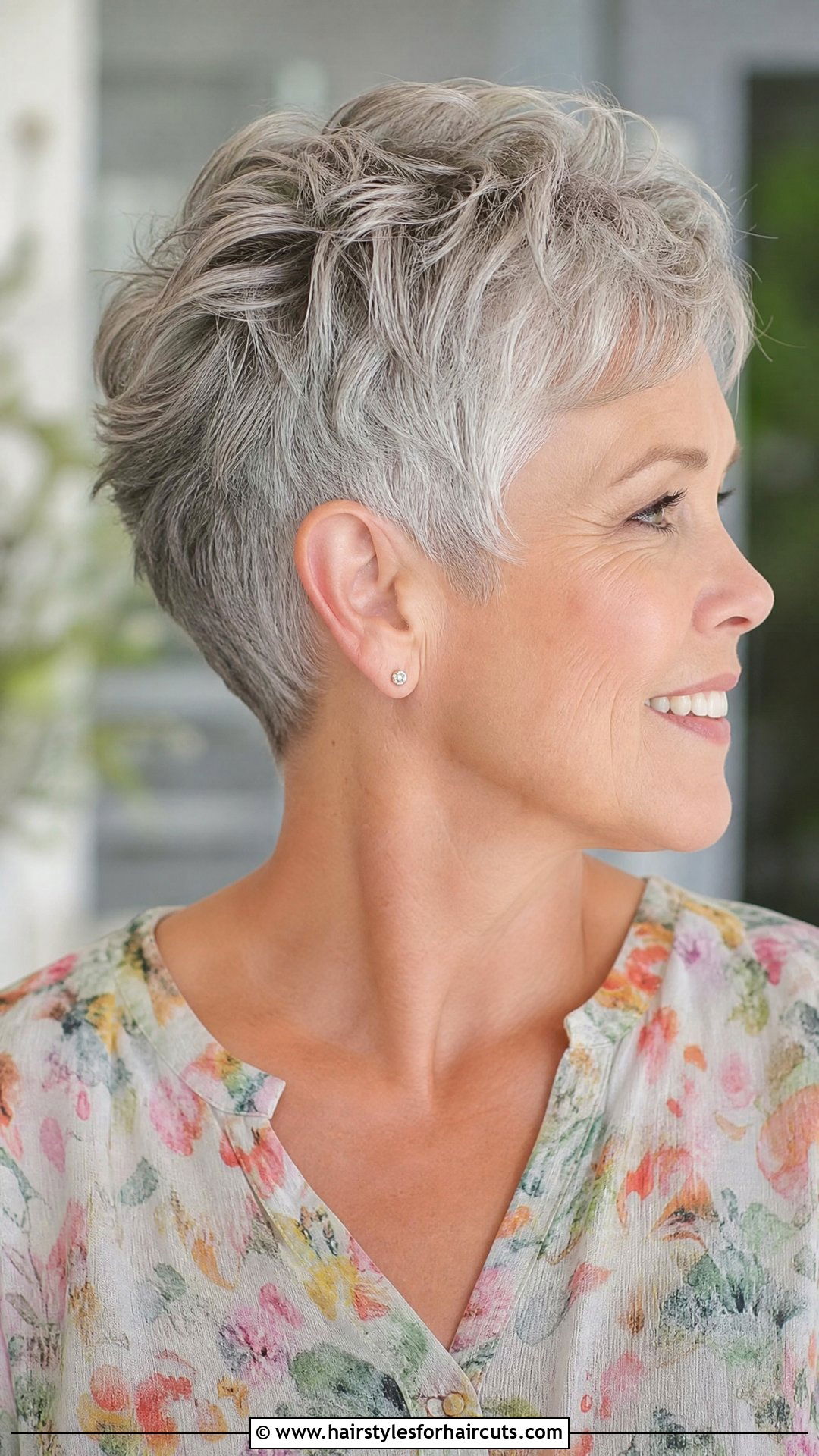Short Pixie Cut - 25 women hairstyles over 50 - 25 women hairstyles over 50