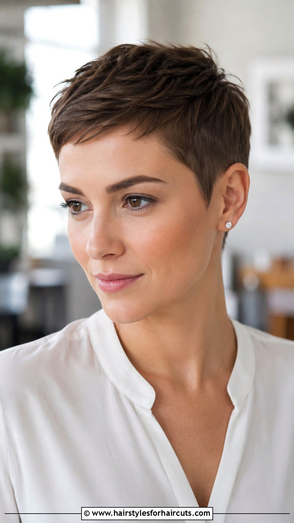 Short Pixie Cut Around Ears - 25 haircuts around ears - 25 haircuts around ears