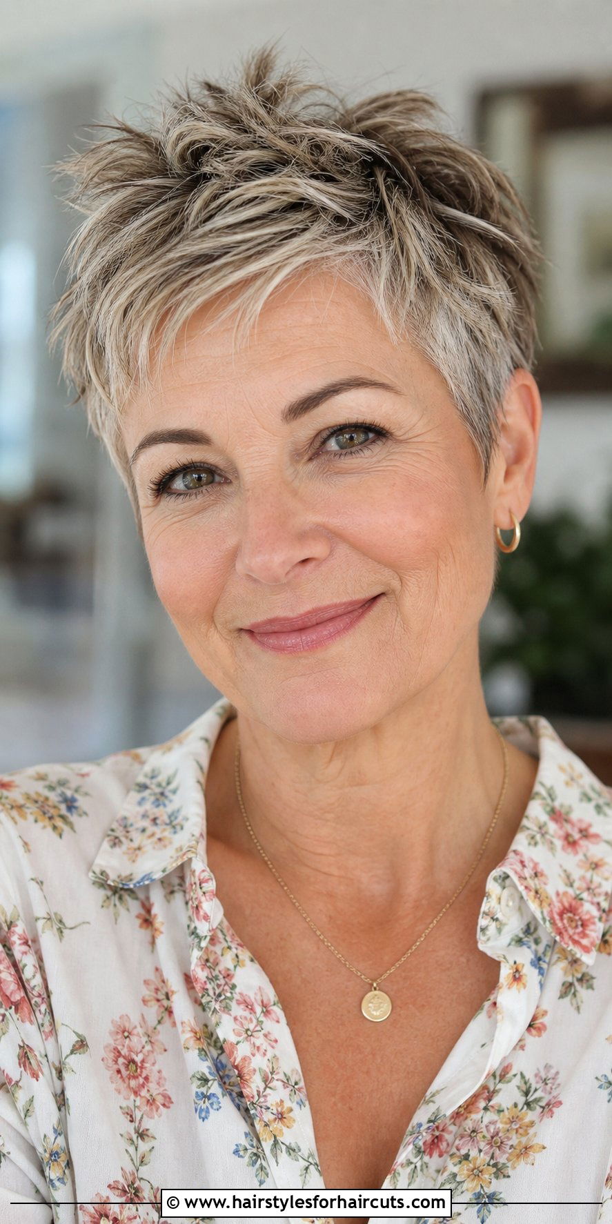 Short Pixie Haircut For Women Over 50 - 25 women over 50 haircuts - 25 women over 50 haircuts