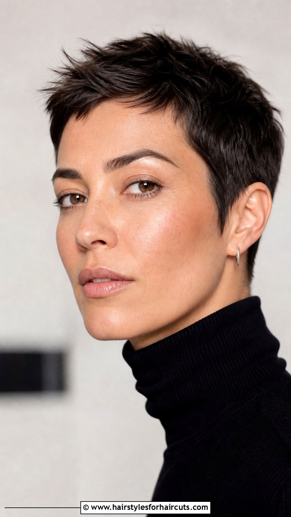 Short Razor Cut - 25 short haircuts for poofy hair - 25 short haircuts for poofy hair