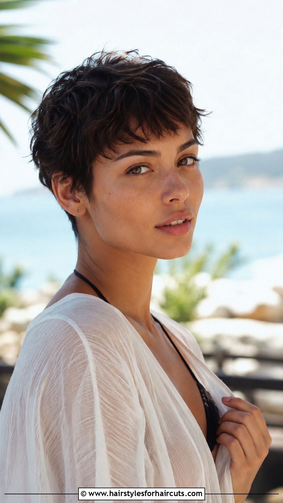 Short Razor Cut For Wavy Hair - 25 short haircuts for wavy hair - 25 short haircuts for wavy hair