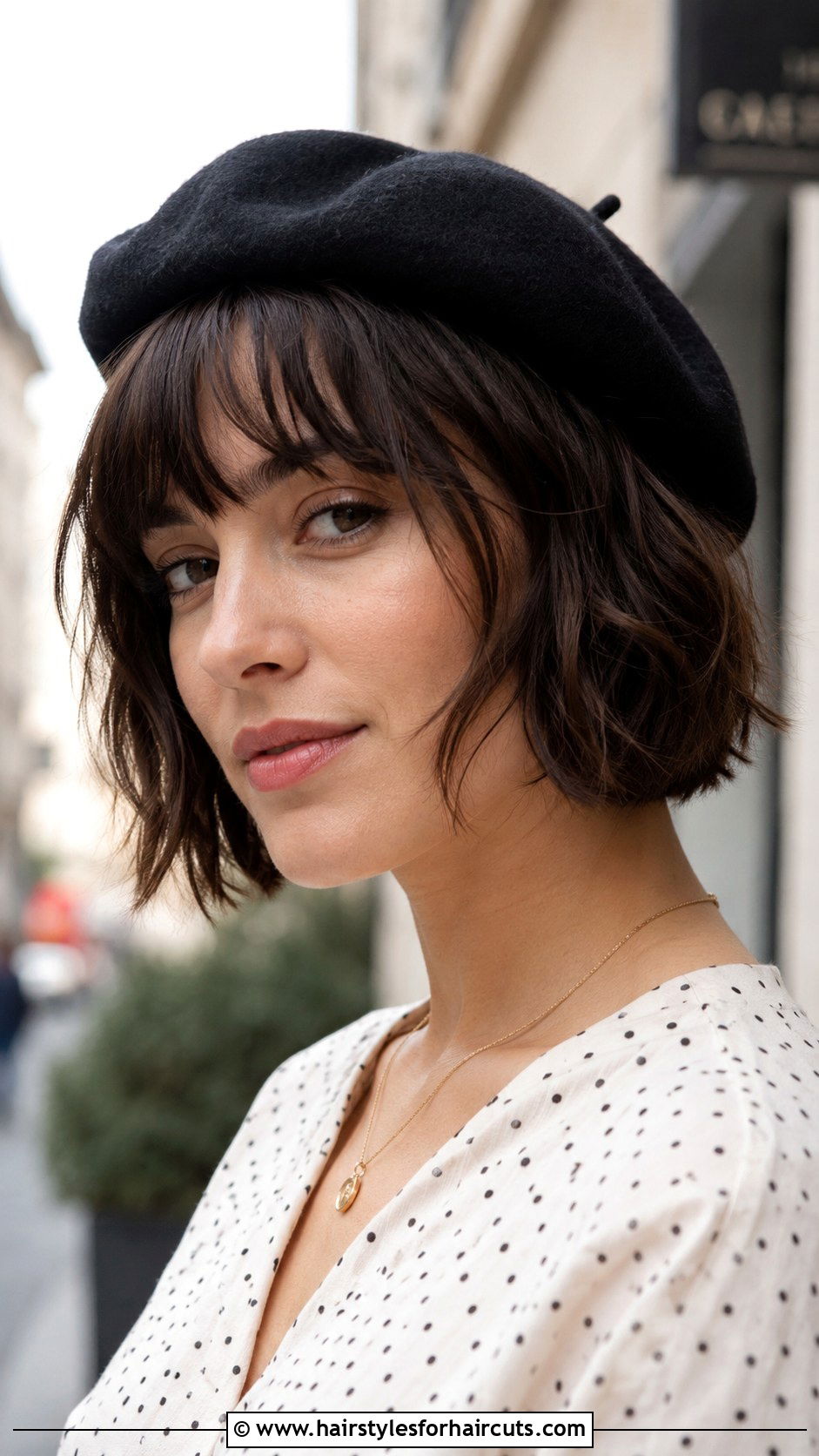 Short Razor Cut With Piecey Bangs - 25 short haircuts with bangs and layers - 25 short haircuts with bangs and layers