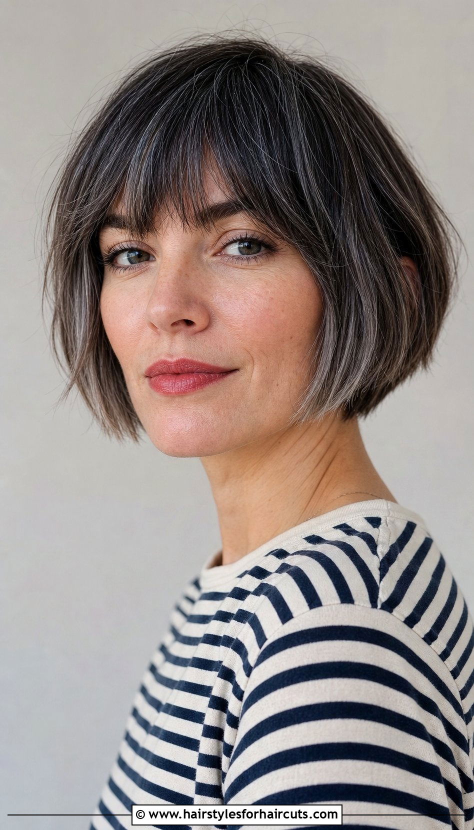 Short Salt And Pepper French Bob - 25 short hairstyles for salt and pepper hair - 25 short hairstyles for salt and pepper hair