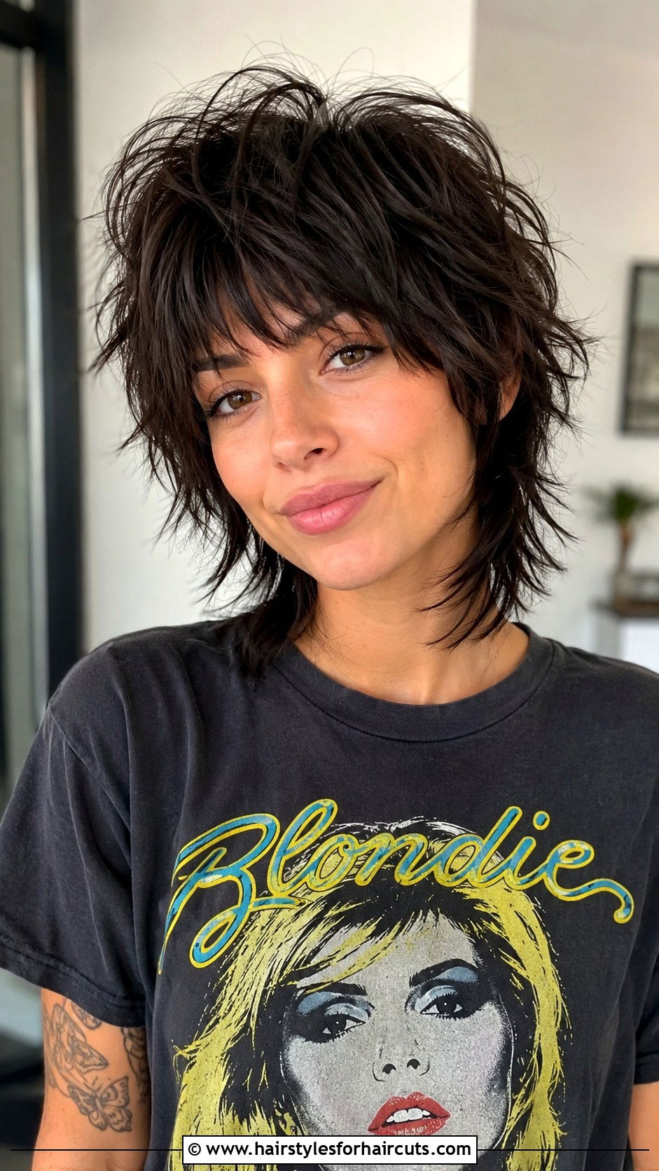 Short Shag - 25 express haircuts - 25 express haircuts