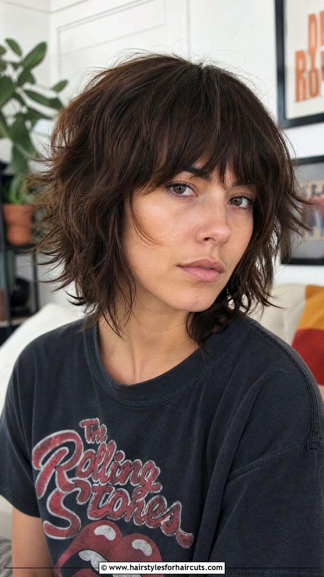 Short Shag Haircut - 25 haircuts for alopecia - 25 haircuts for alopecia