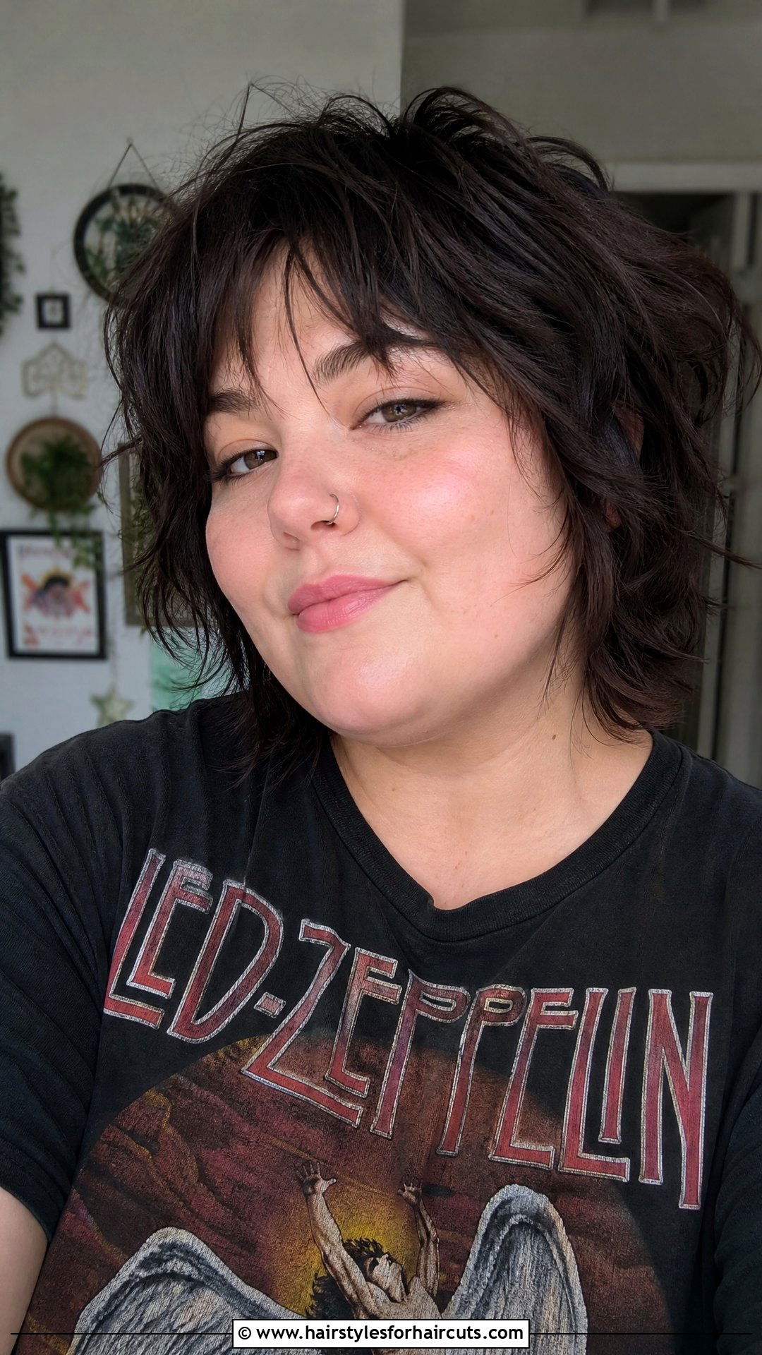 Short Shag Haircut For Plus Size Women - 25 short haircuts for plus size women - 25 short haircuts for plus size women