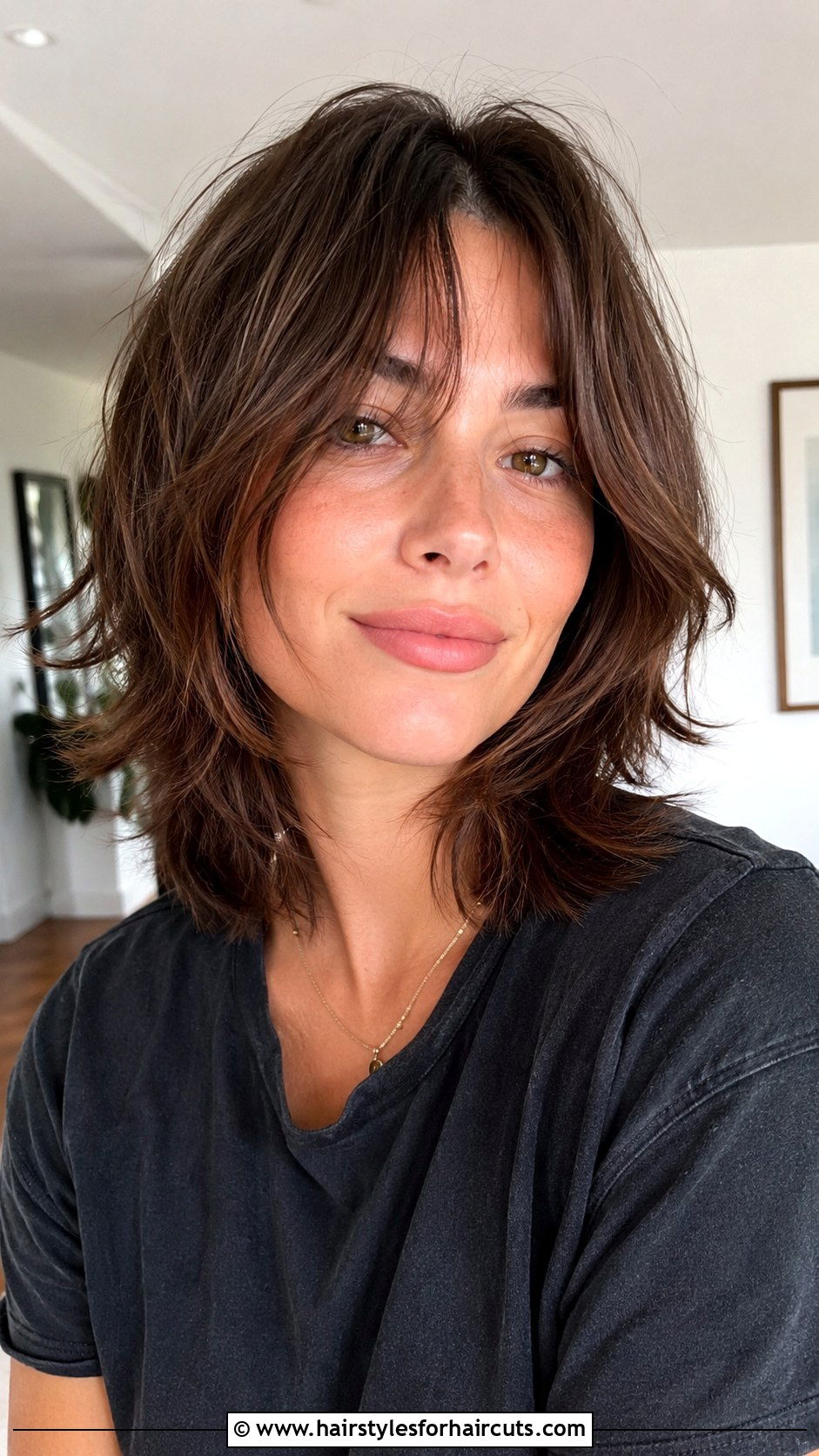 Short Shag With Curtain Bangs - 25 church hairstyles for short hair - 25 church hairstyles for short hair