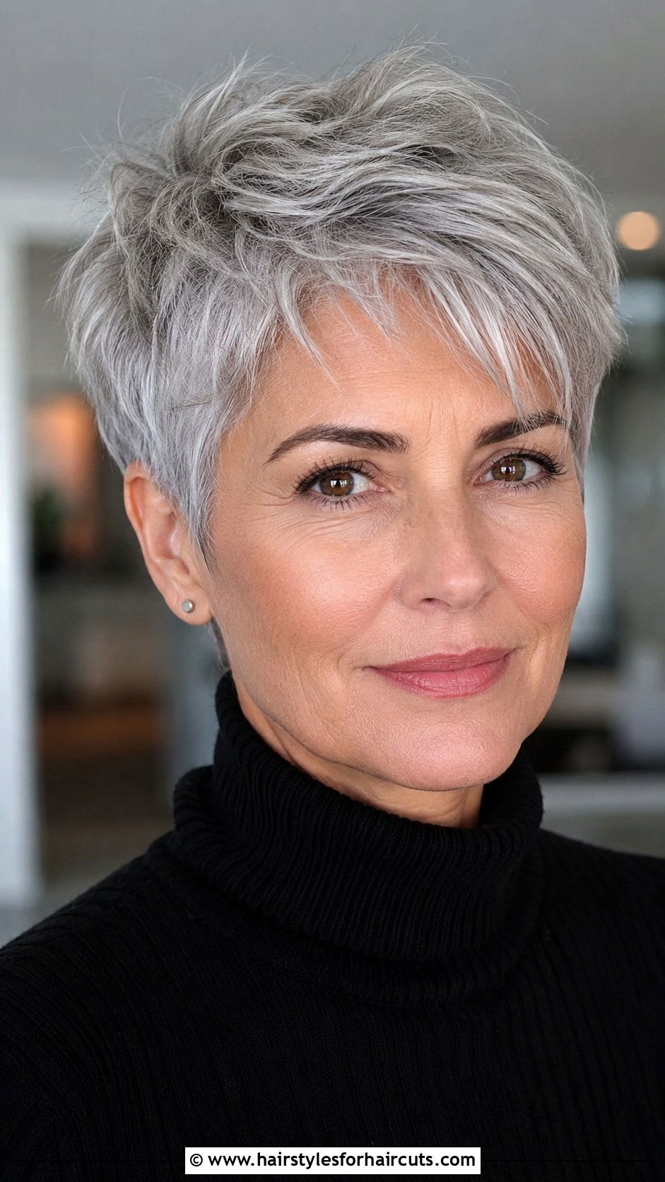 Short Silver Pixie Cut - 25 best haircuts for grey hair - 25 best haircuts for grey hair