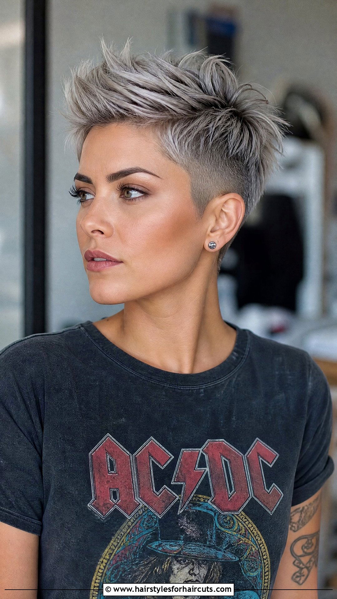 Short Spiky Haircut - 25 womans short hairstyles - 25 womans short hairstyles