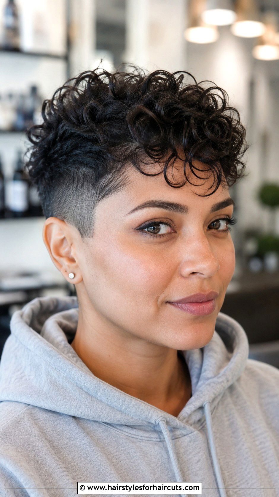 Short Textured Curly Crop - 25 haircuts for curly hair round face - 25 haircuts for curly hair round face