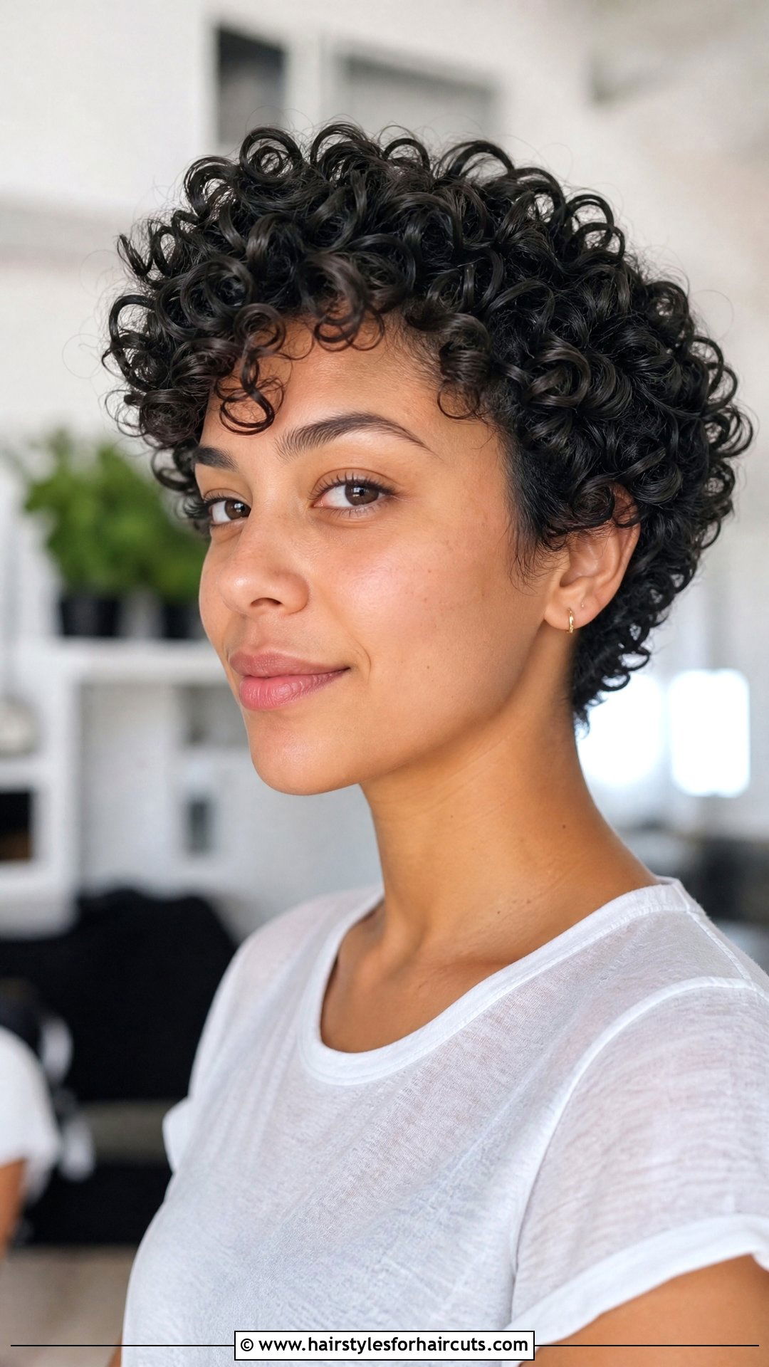 Short Textured Curly Cut - 25 textured haircuts - 25 textured haircuts