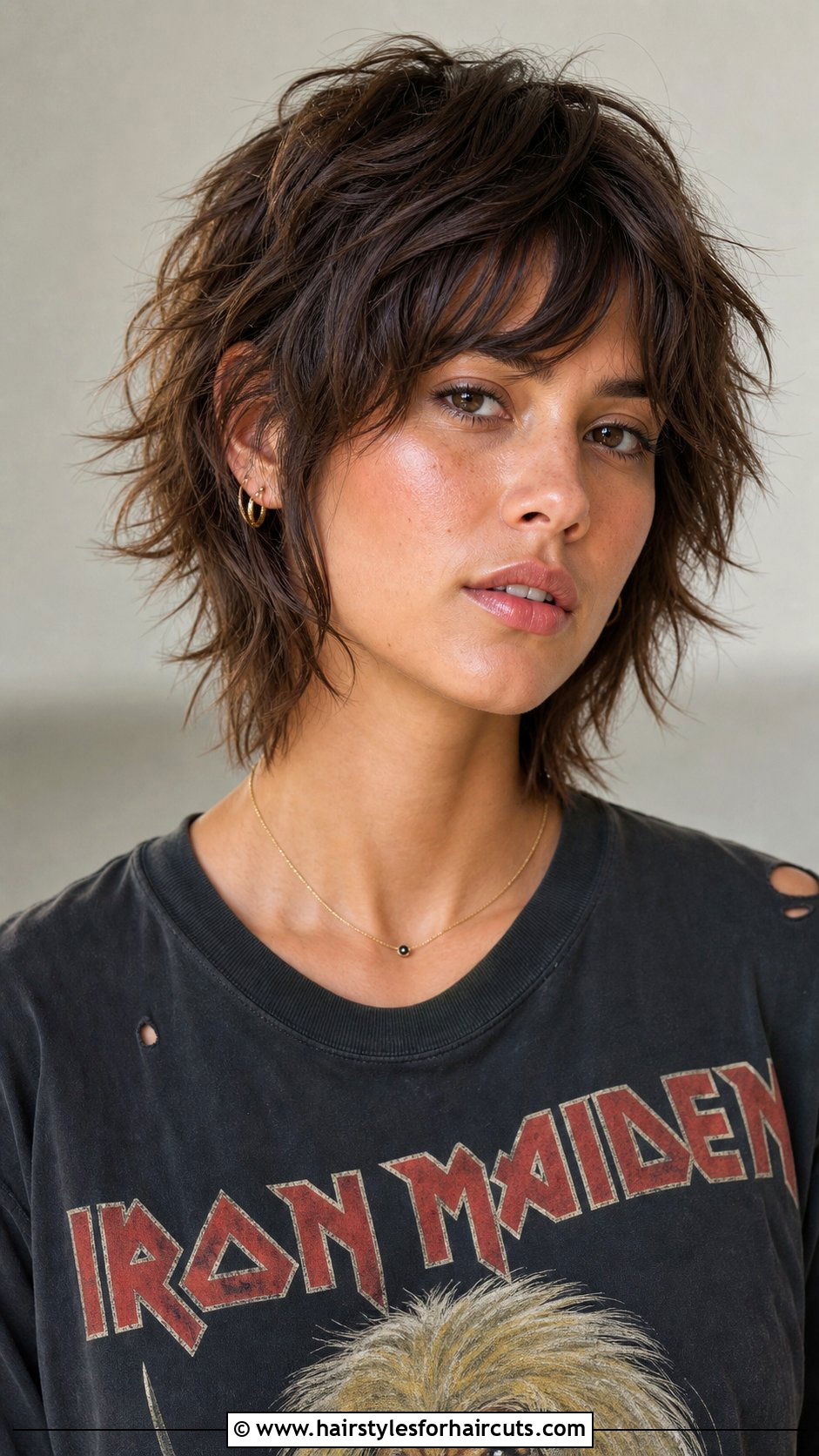 Short Textured Shag - 25 cute trendy hairstyles - 25 cute trendy hairstyles