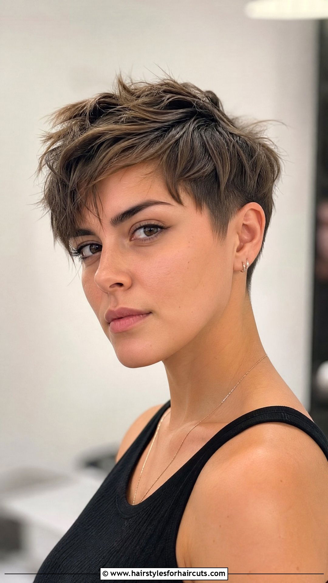 Short Texturized Crop - 25 very fine hair hairstyles - 25 very fine hair hairstyles