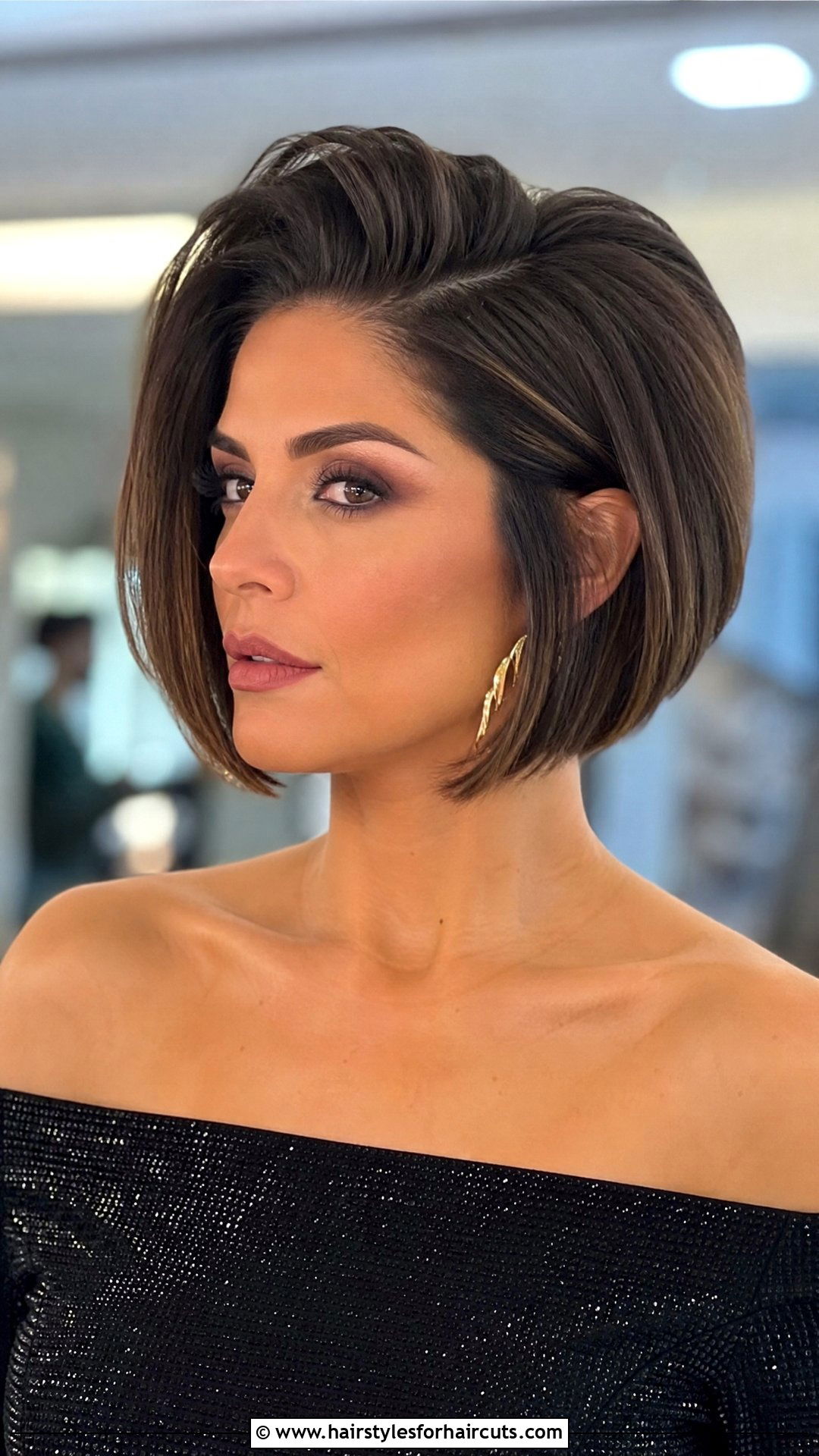 Short Voluminous Bob - 25 short hairstyles thin fine hair - 25 short hairstyles thin fine hair