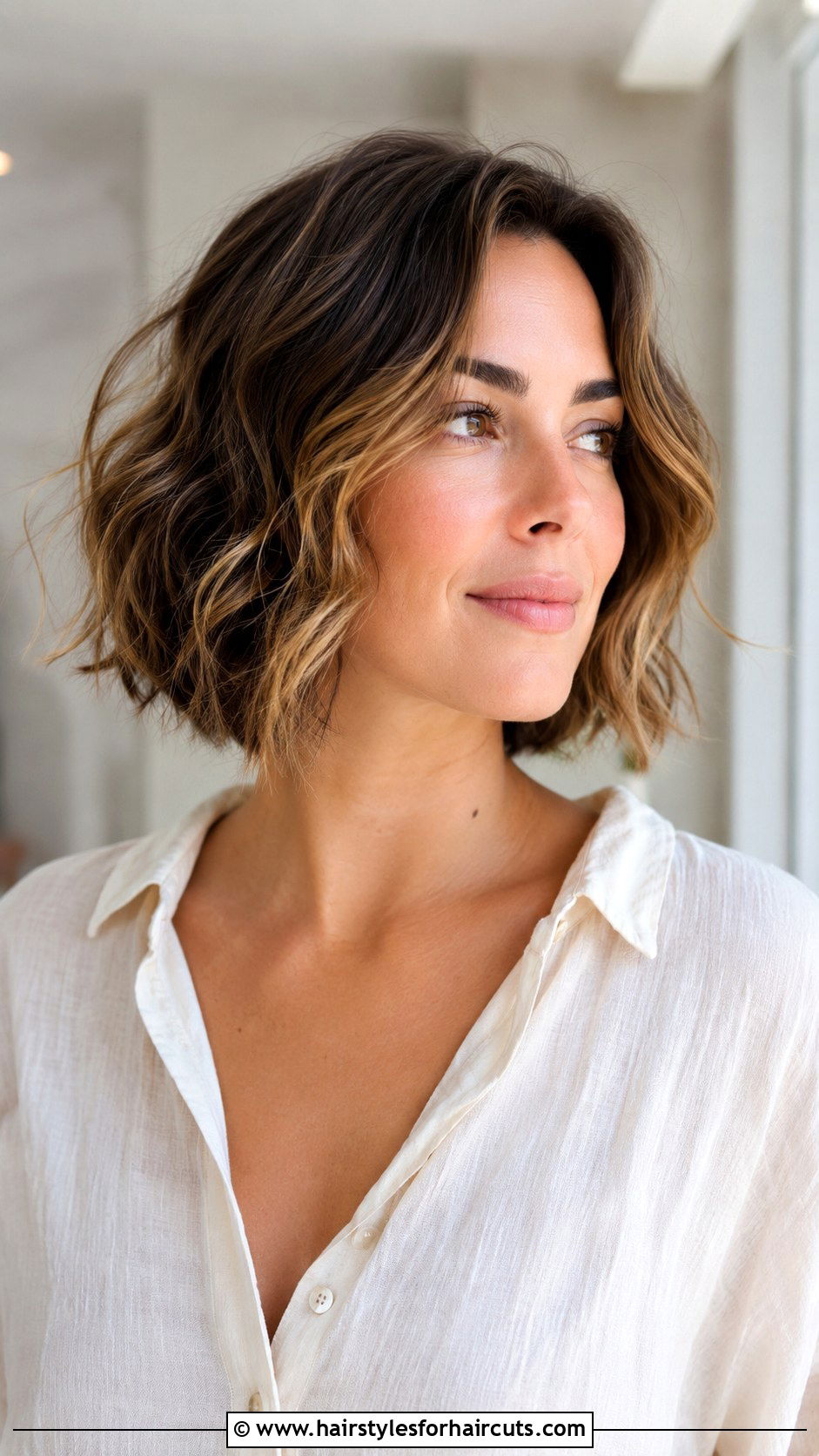 Short Wavy Lob Haircut - 25 short hairstyles for wavy hair women - 25 short hairstyles for wavy hair women